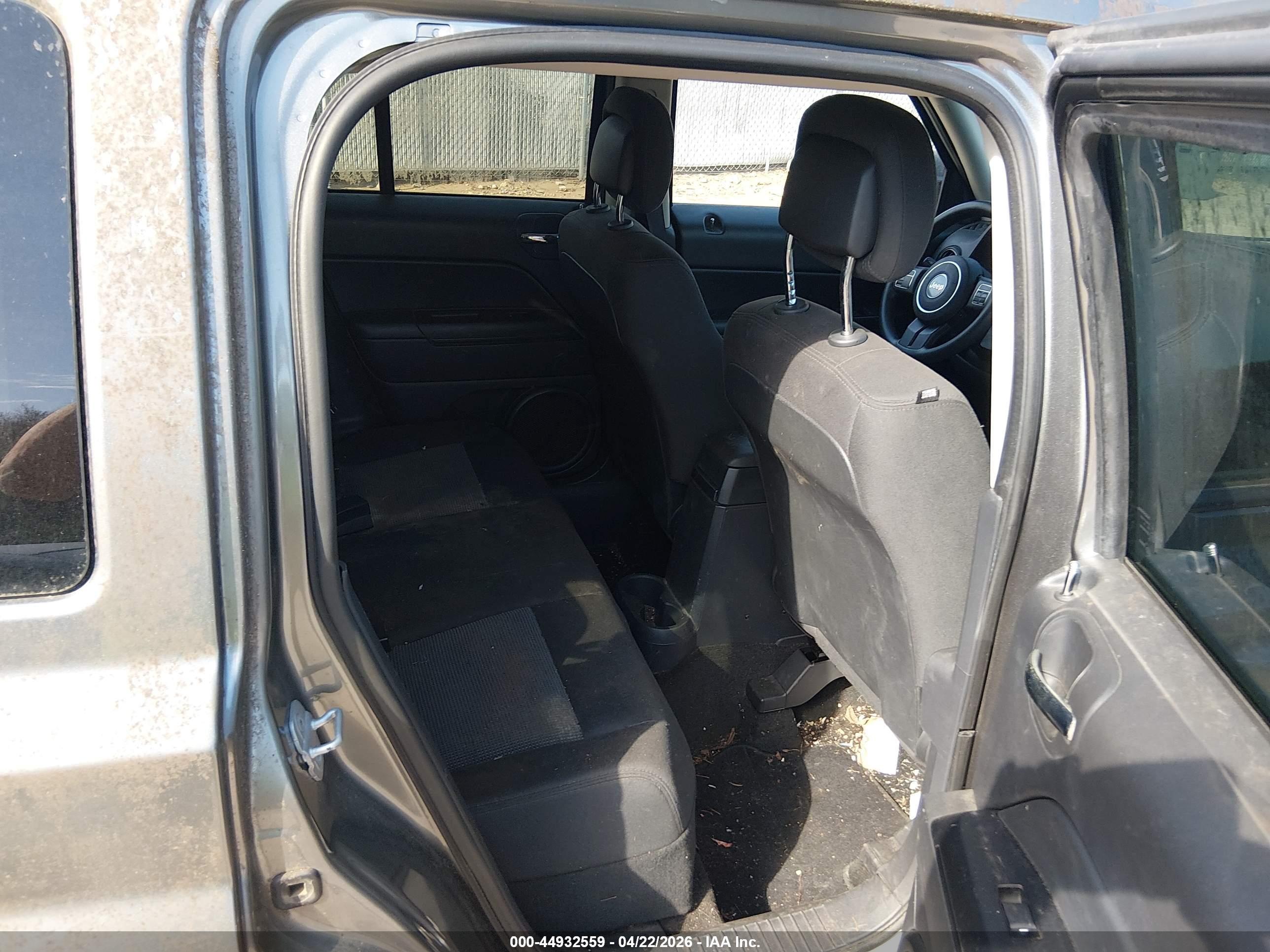 JEEP PATRIOT image 8