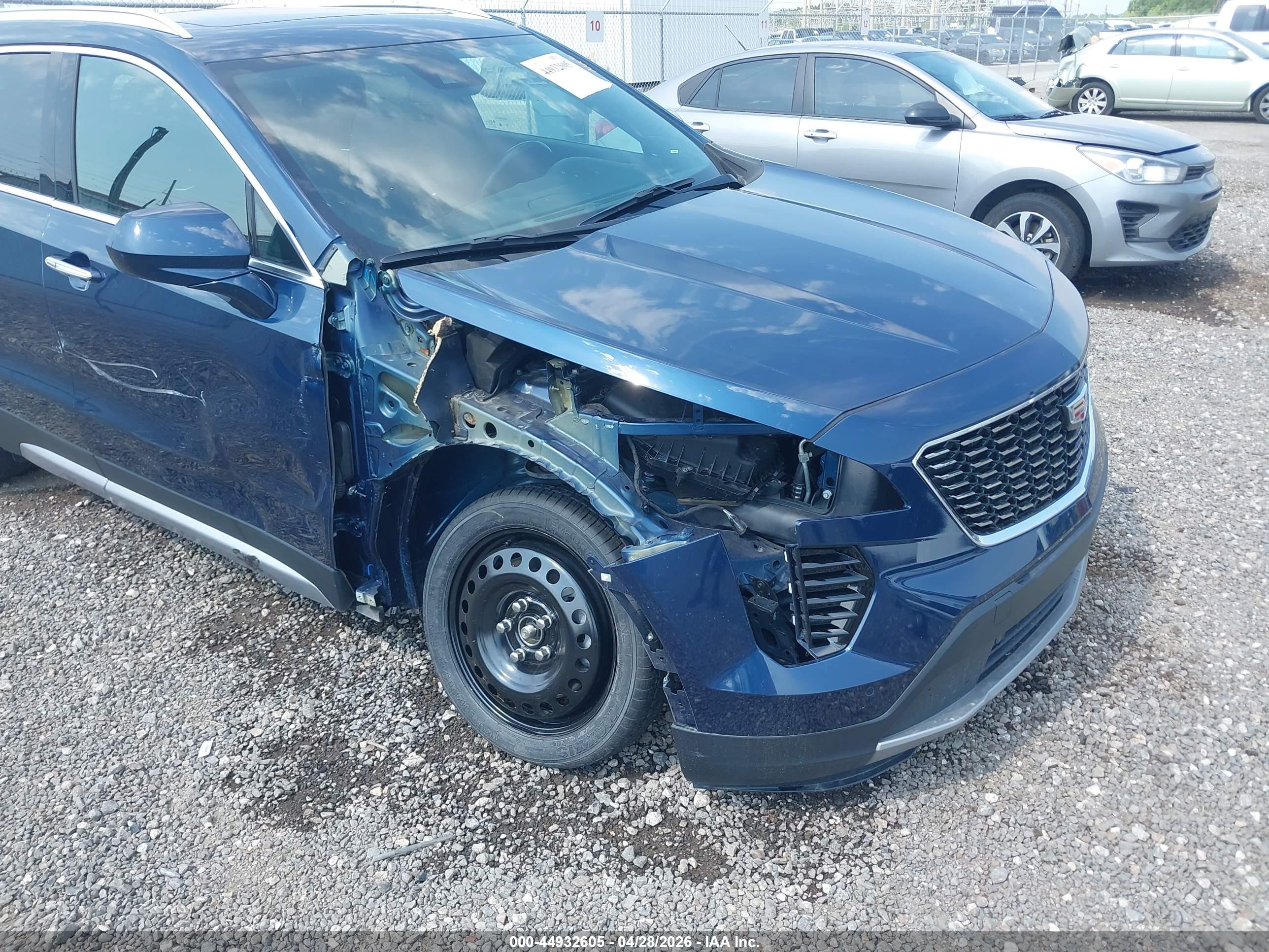 CADILLAC XT4 image 6