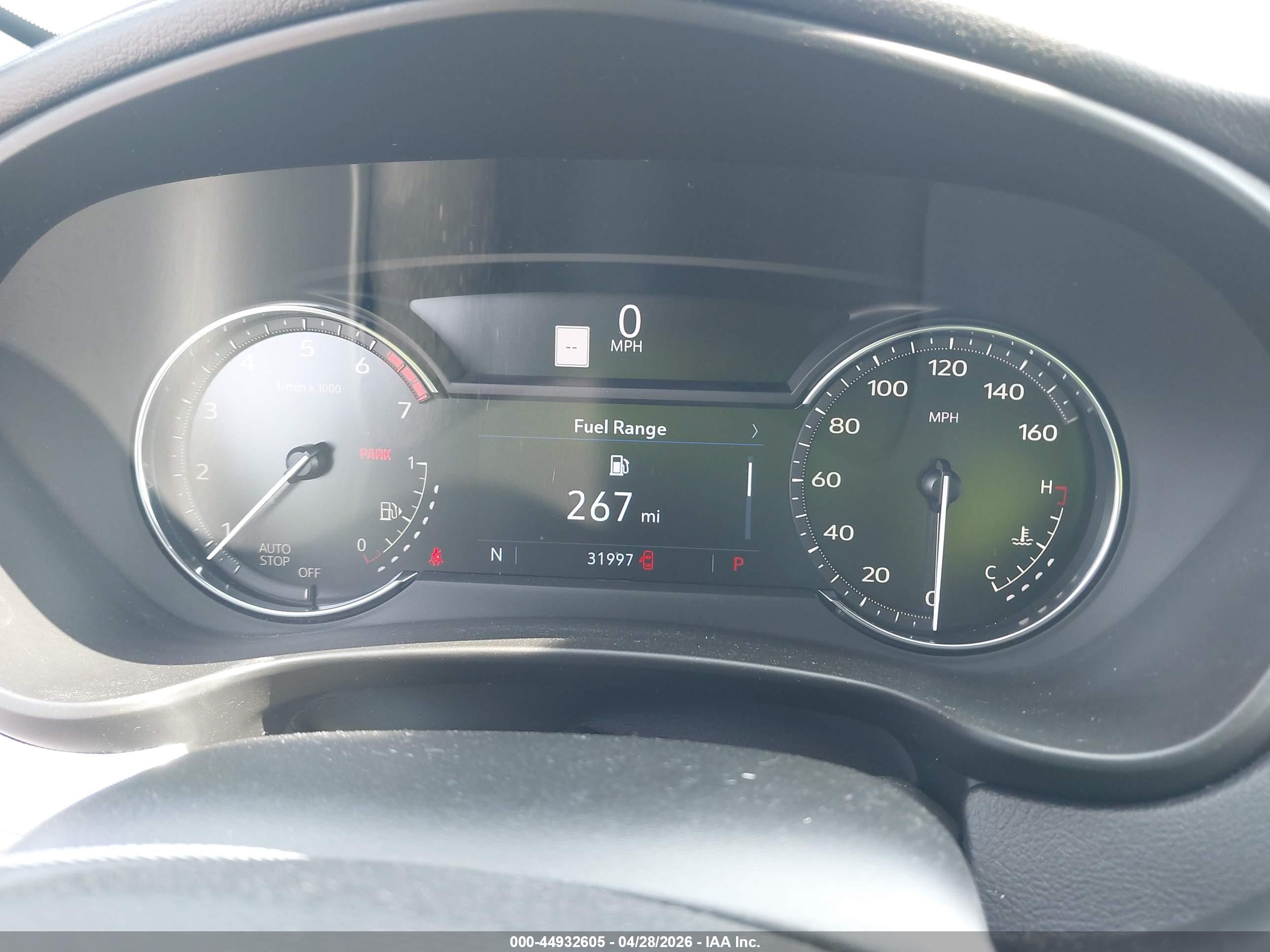 CADILLAC XT4 image 7