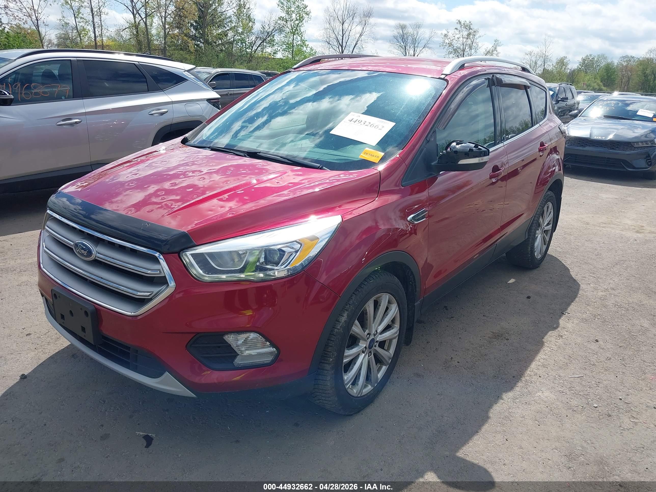FORD ESCAPE image 2