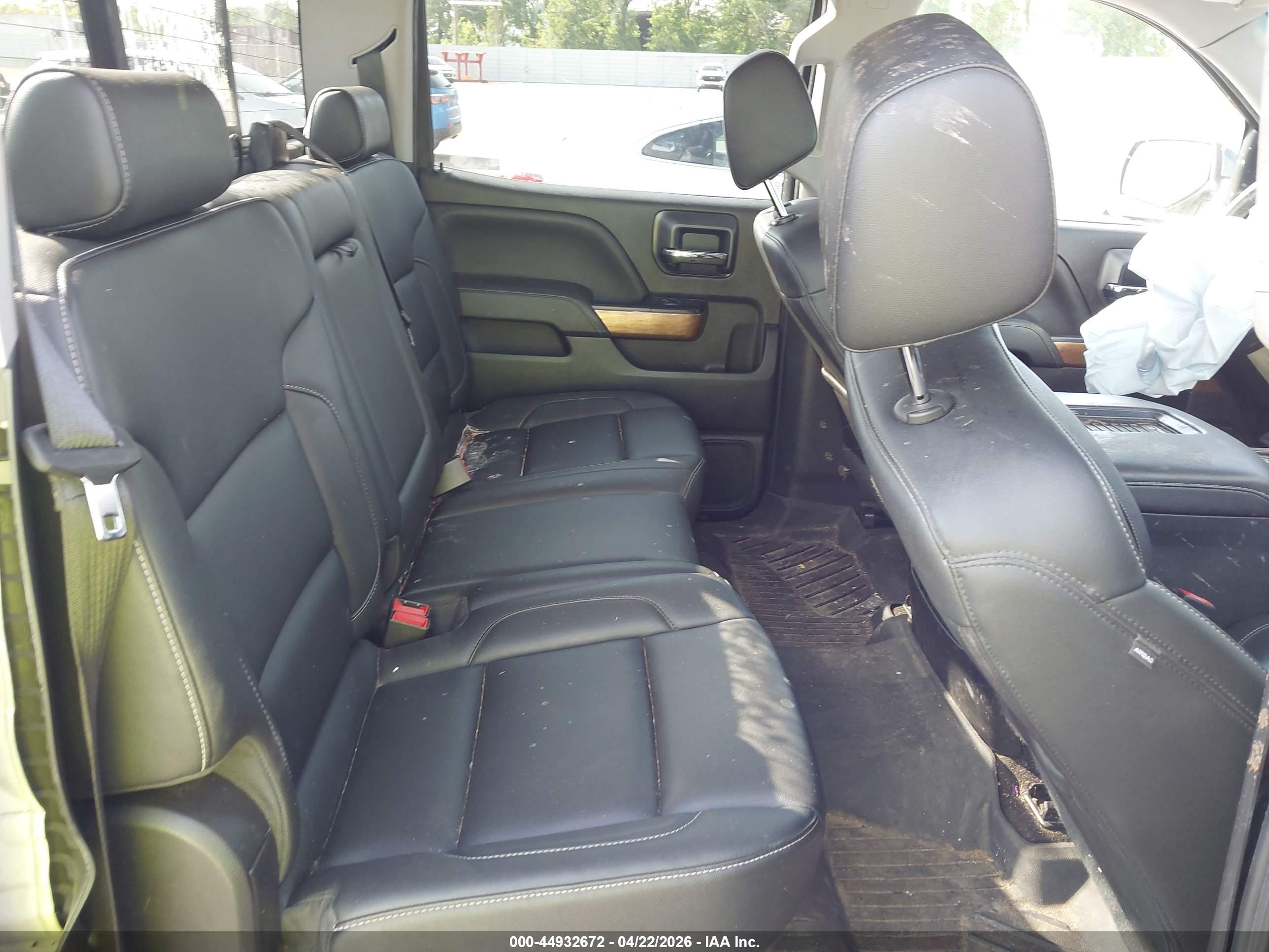 CHEVROLET SILVERADO image 8