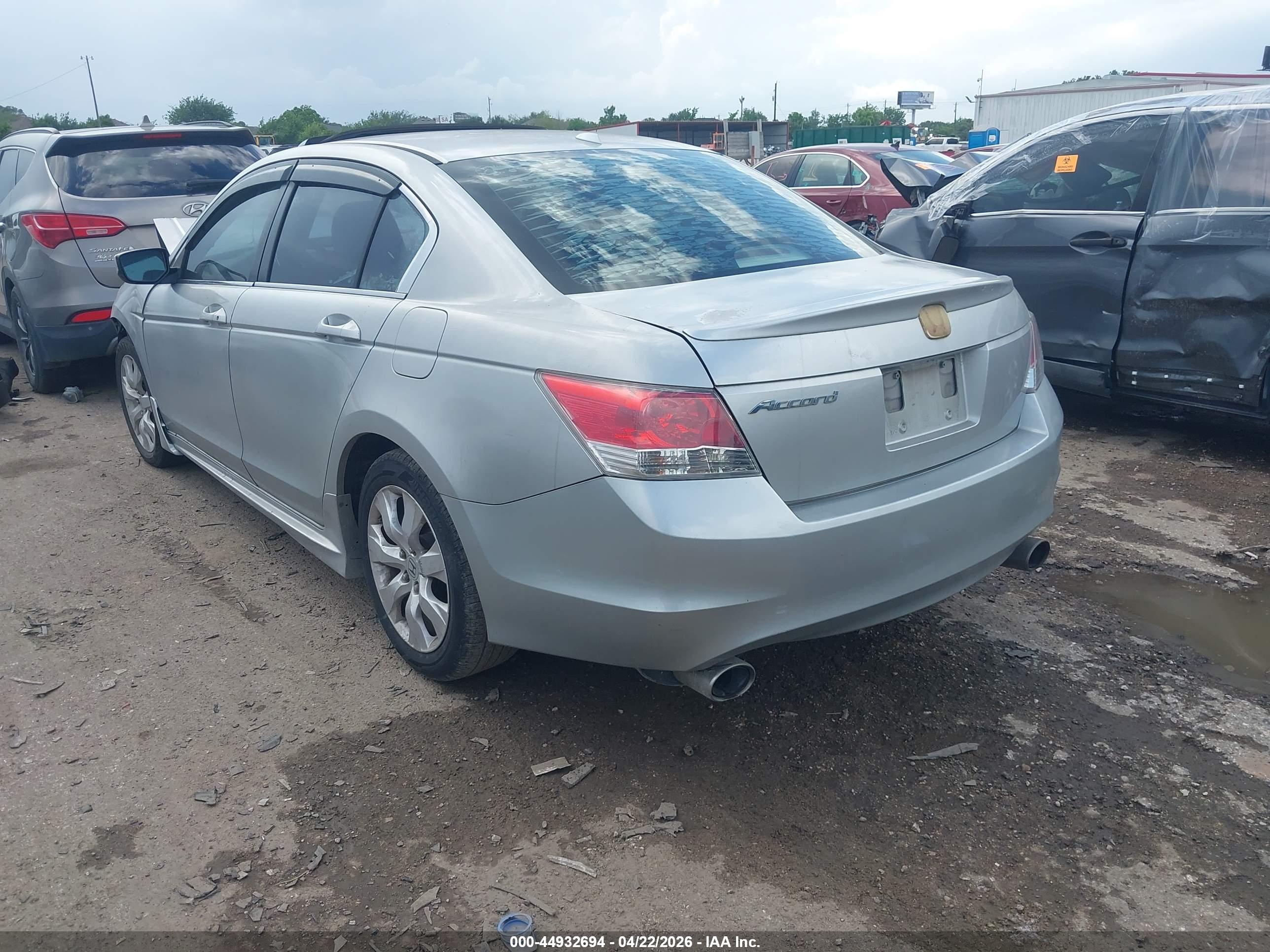 HONDA ACCORD image 3