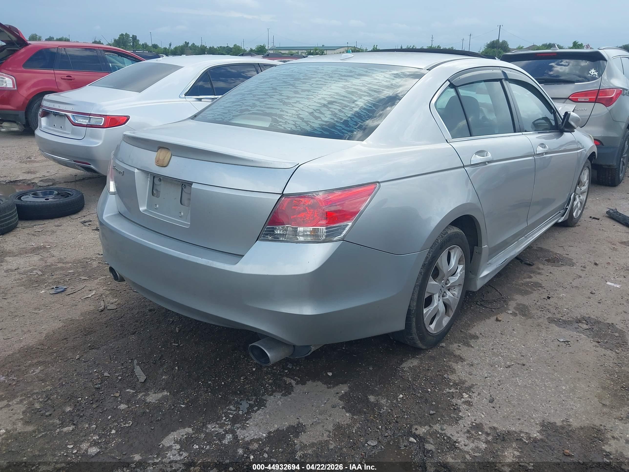 HONDA ACCORD image 4