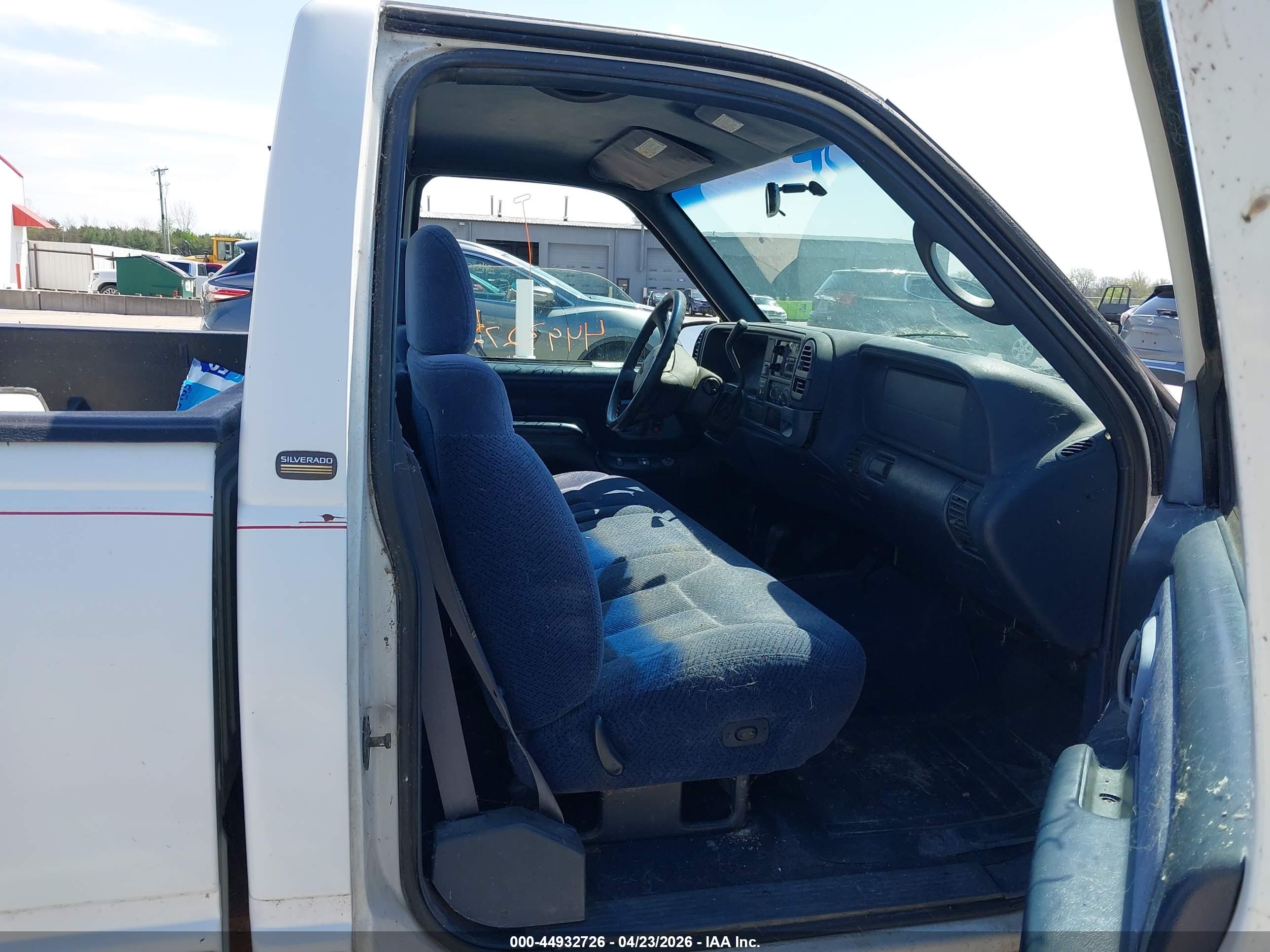 CHEVROLET K1500 image 8