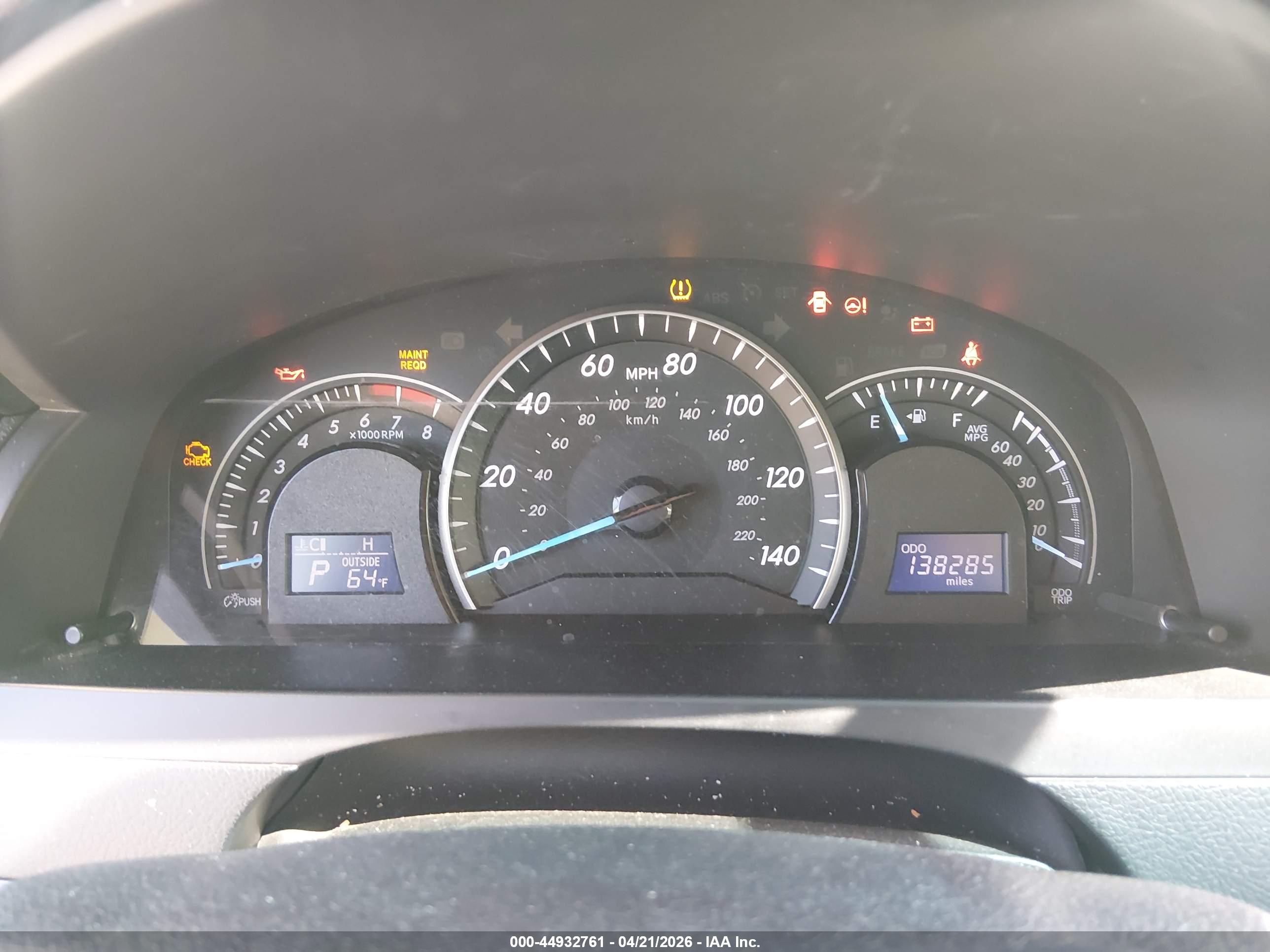 TOYOTA CAMRY image 7