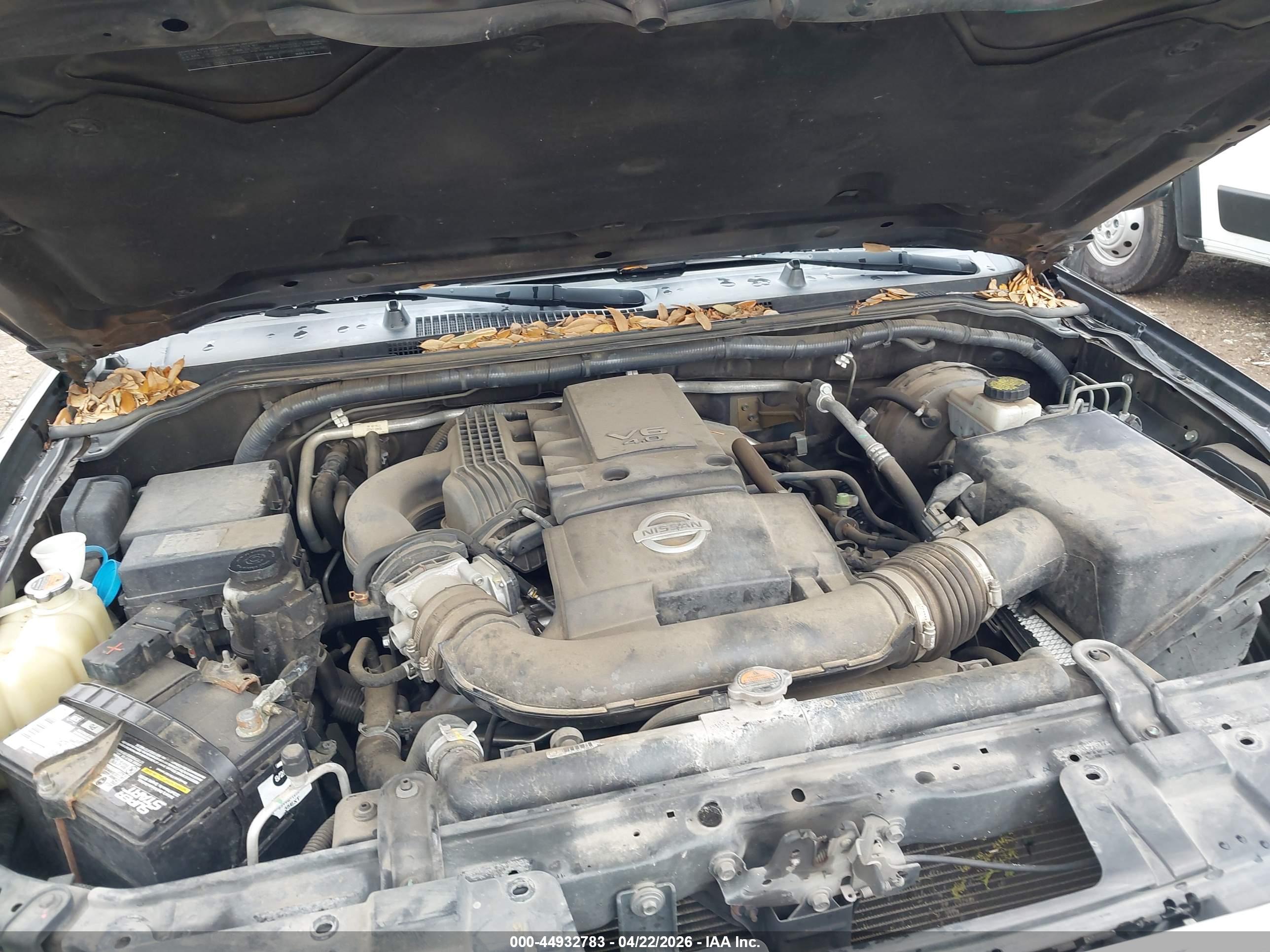 NISSAN FRONTIER image 10