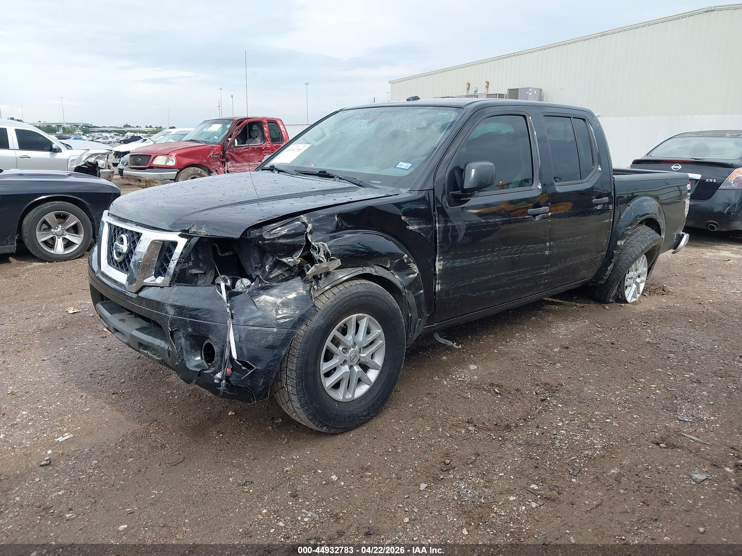 NISSAN FRONTIER image 2