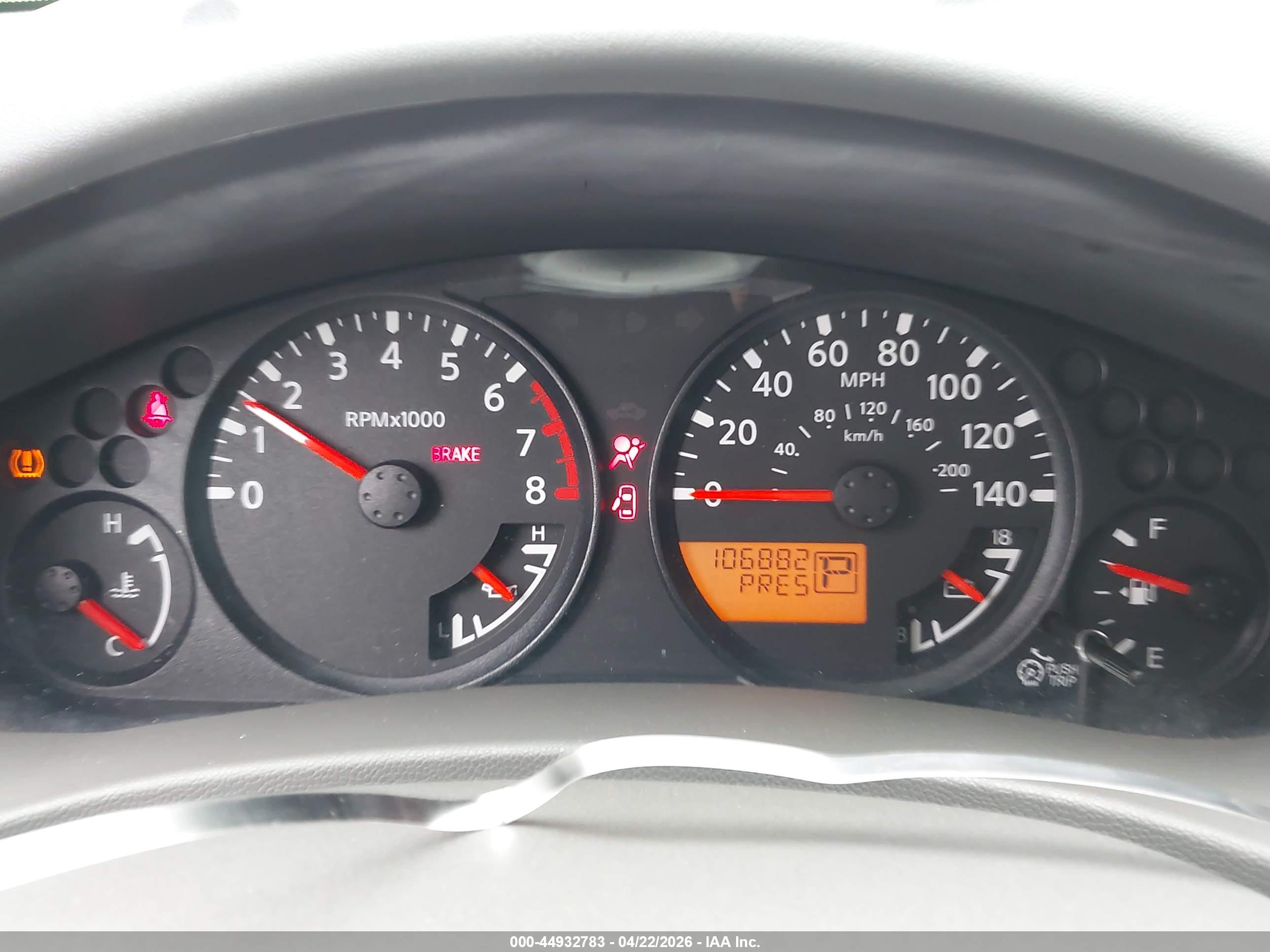 NISSAN FRONTIER image 7