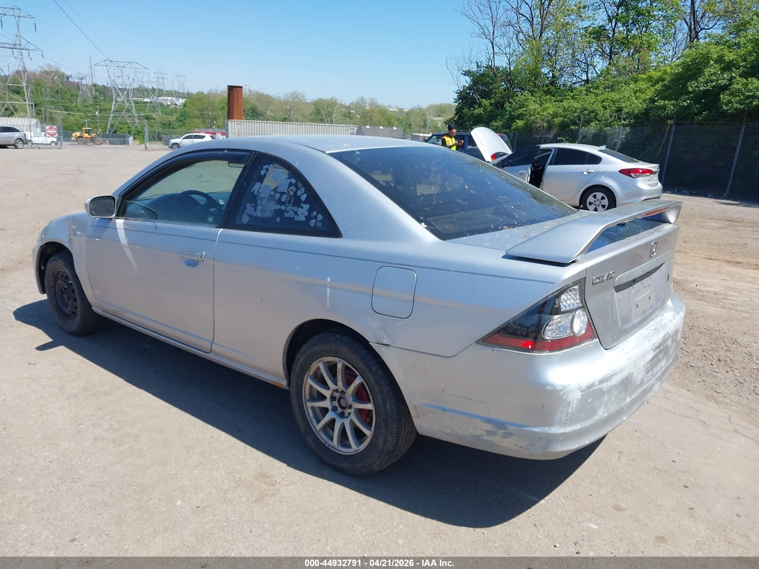HONDA CIVIC image 3