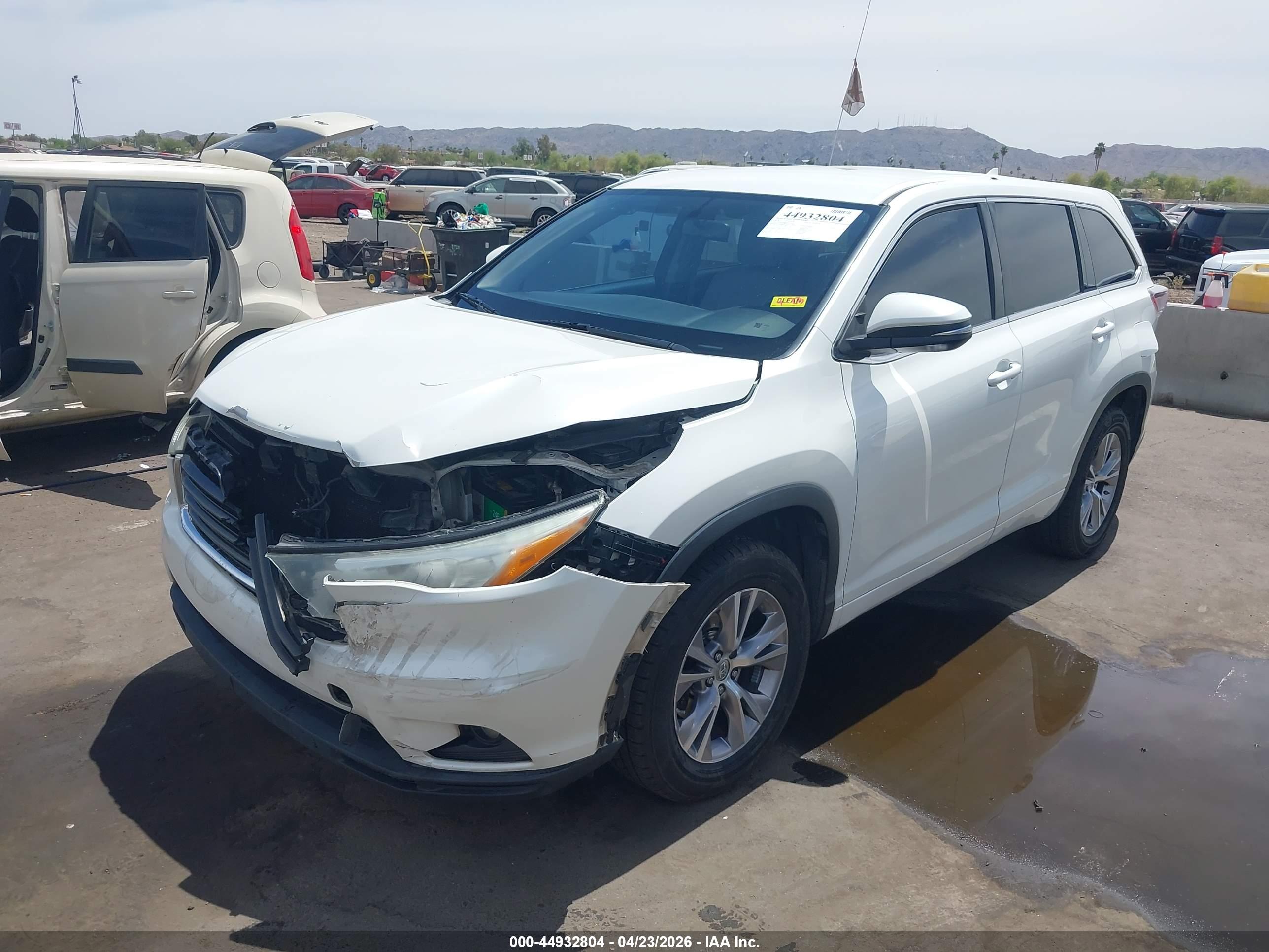 TOYOTA HIGHLANDER image 2