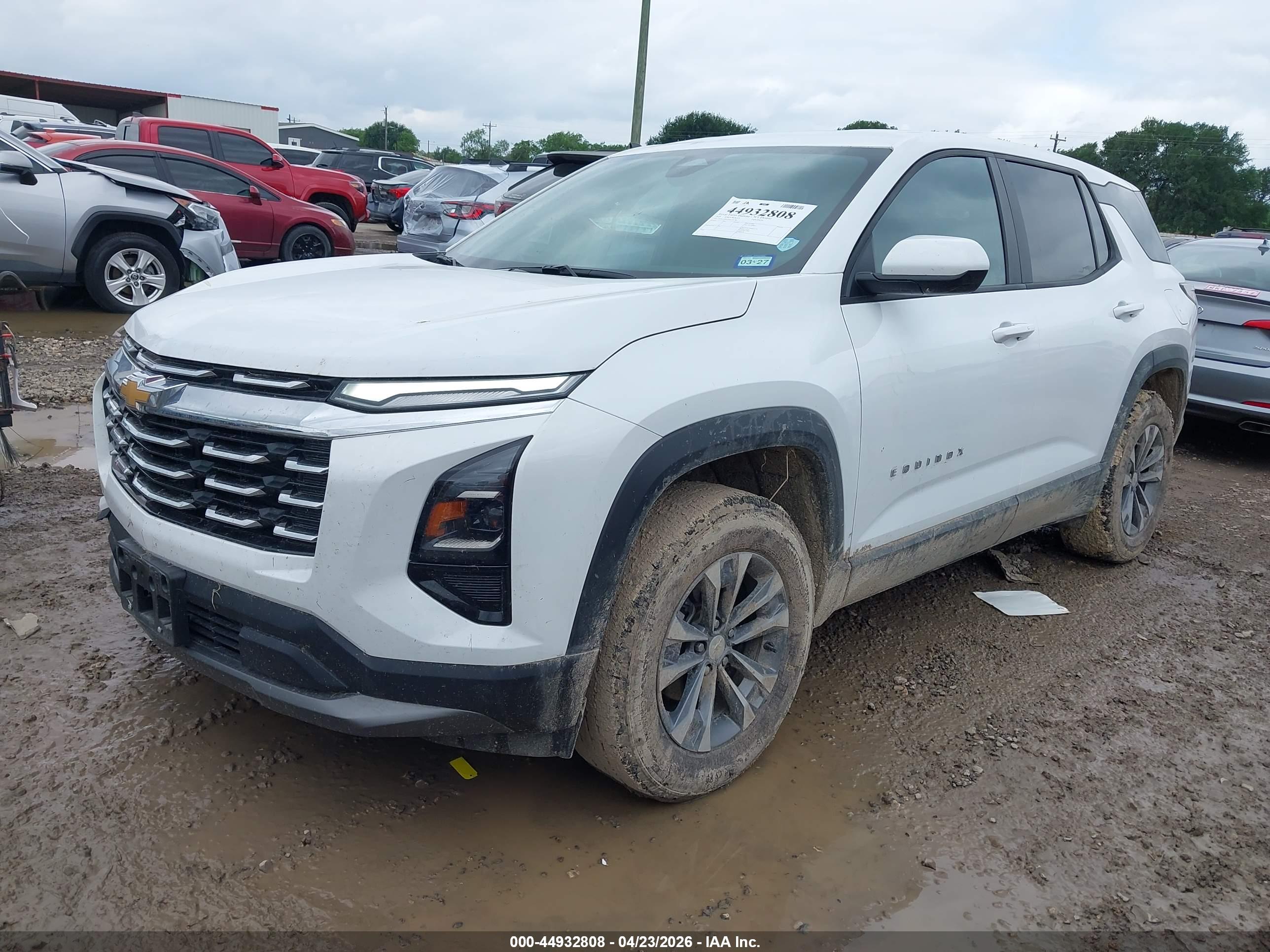 CHEVROLET EQUINOX image 2