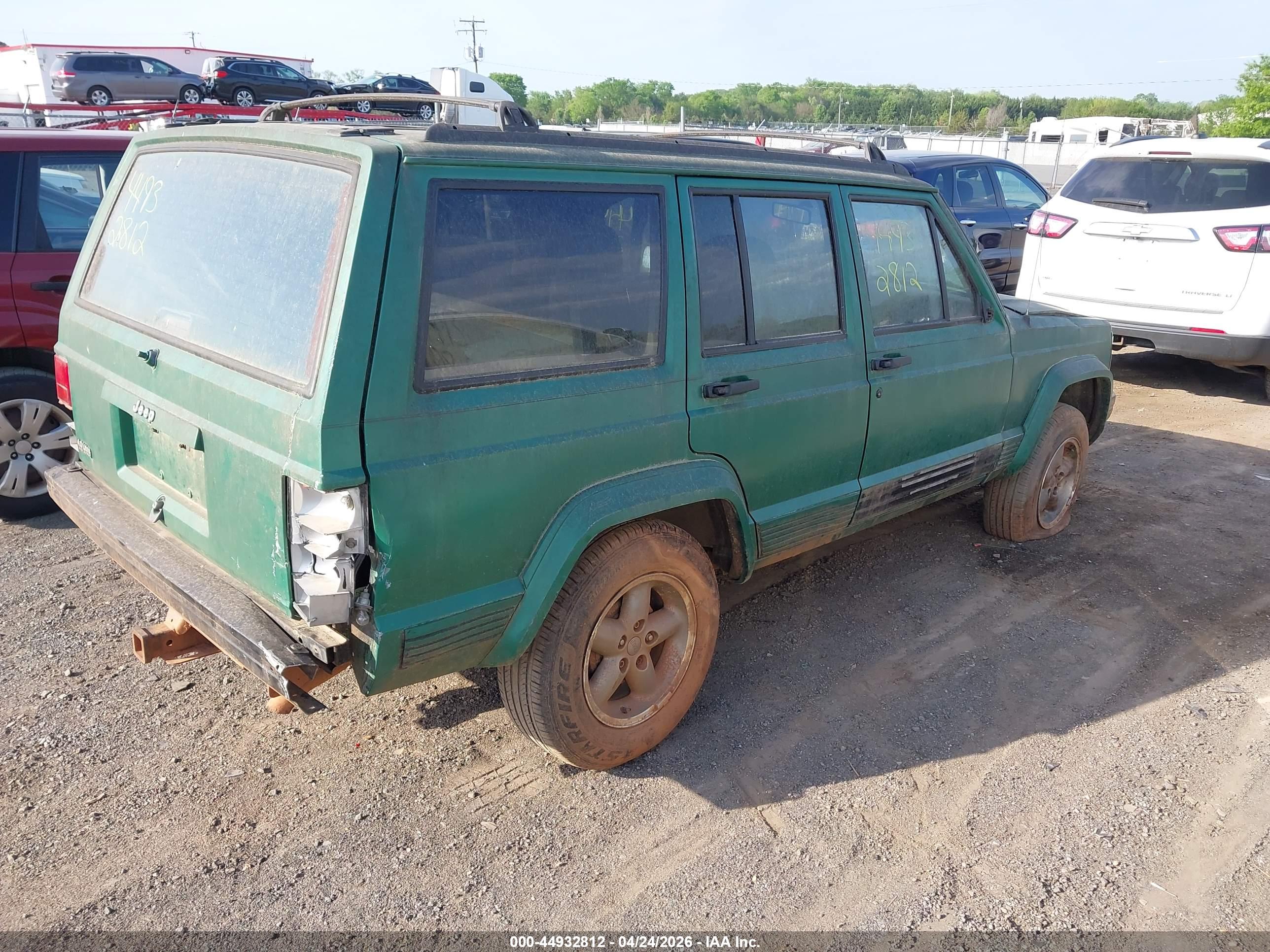 JEEP CHEROKEE image 4