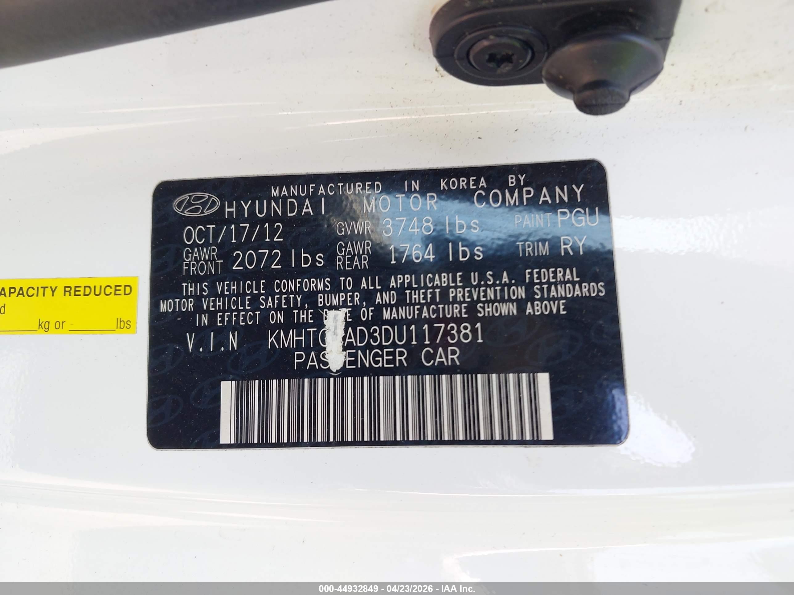 HYUNDAI VELOSTER image 9