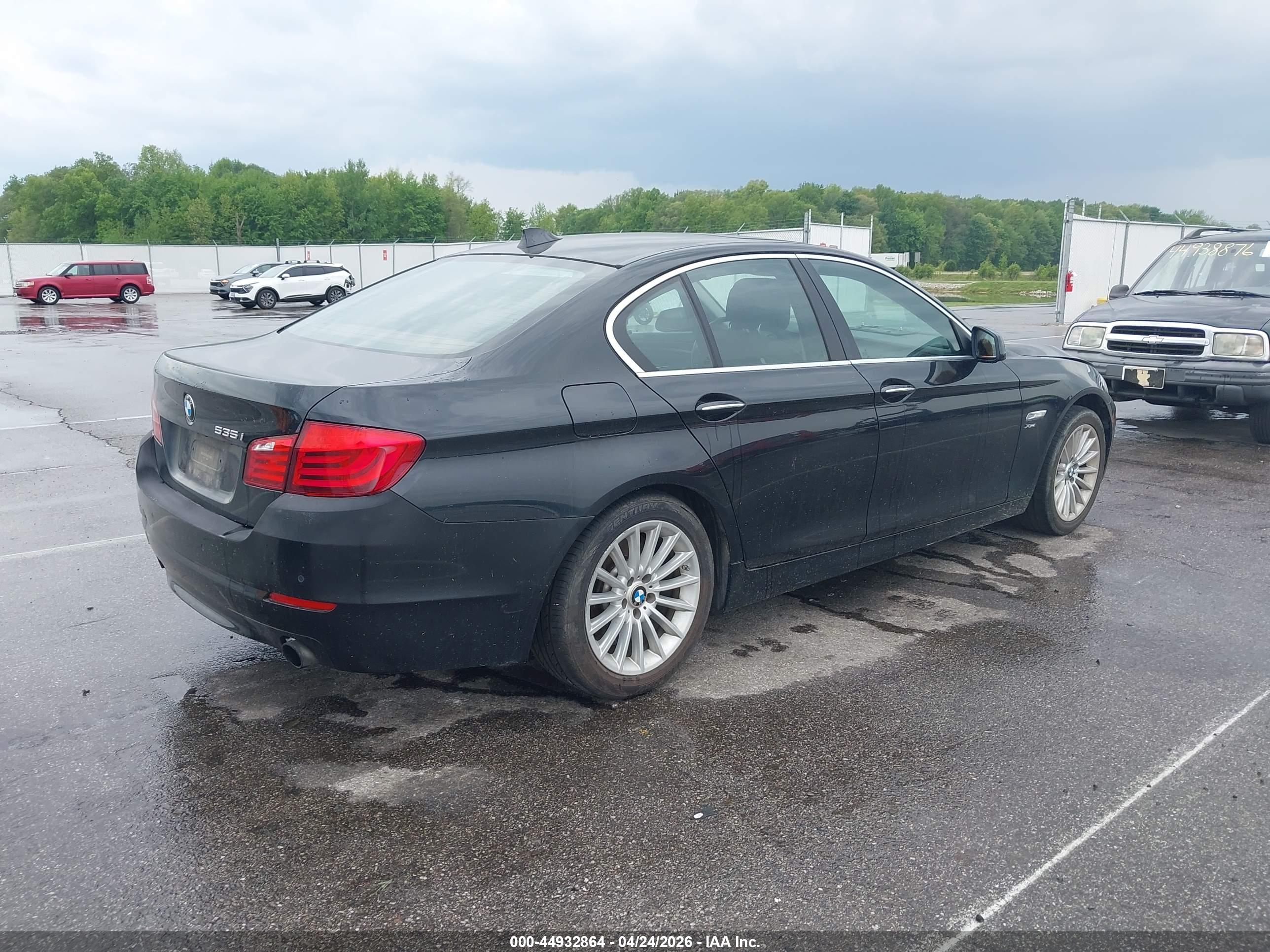 BMW 535I image 4