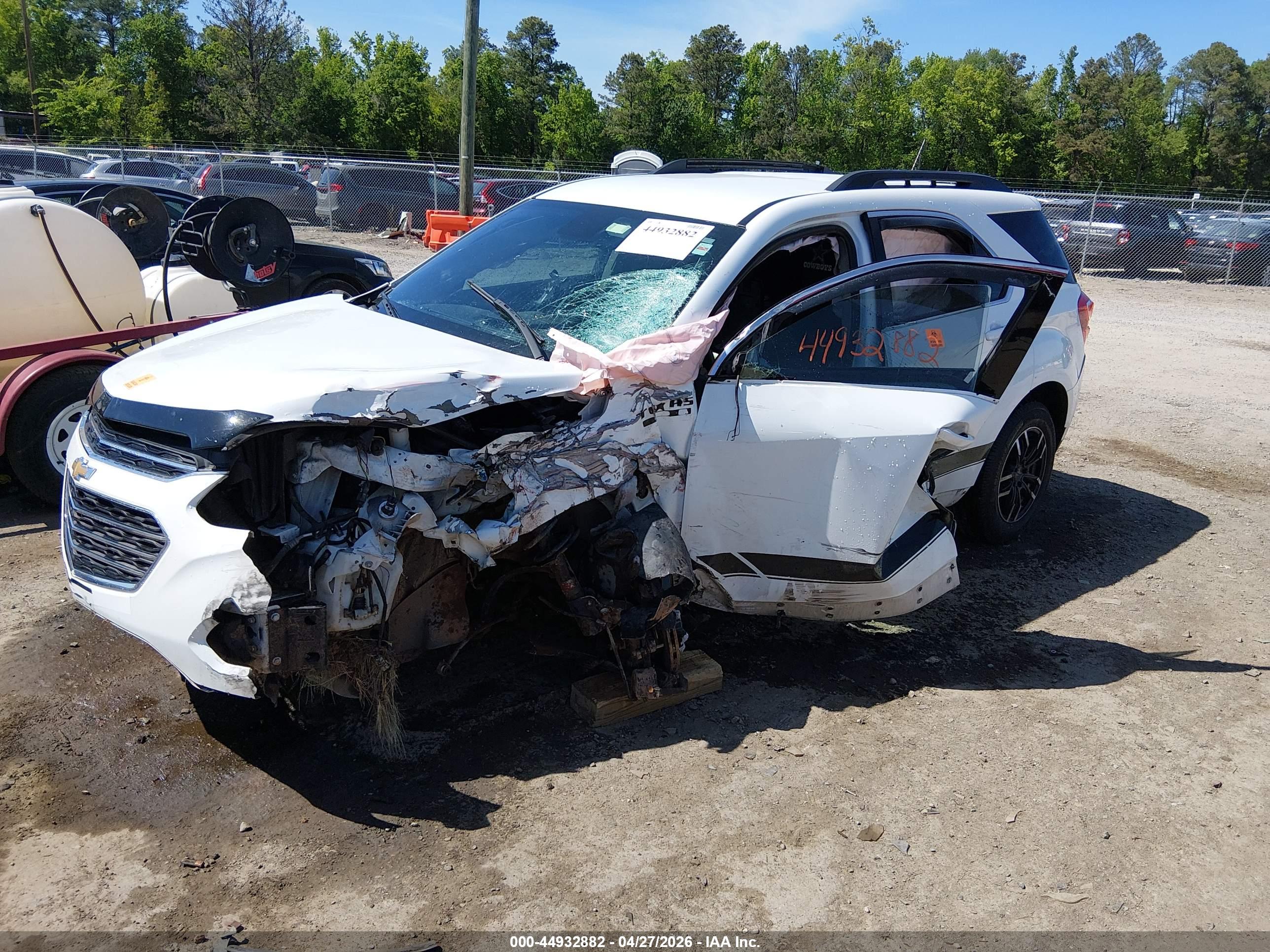 CHEVROLET EQUINOX image 2