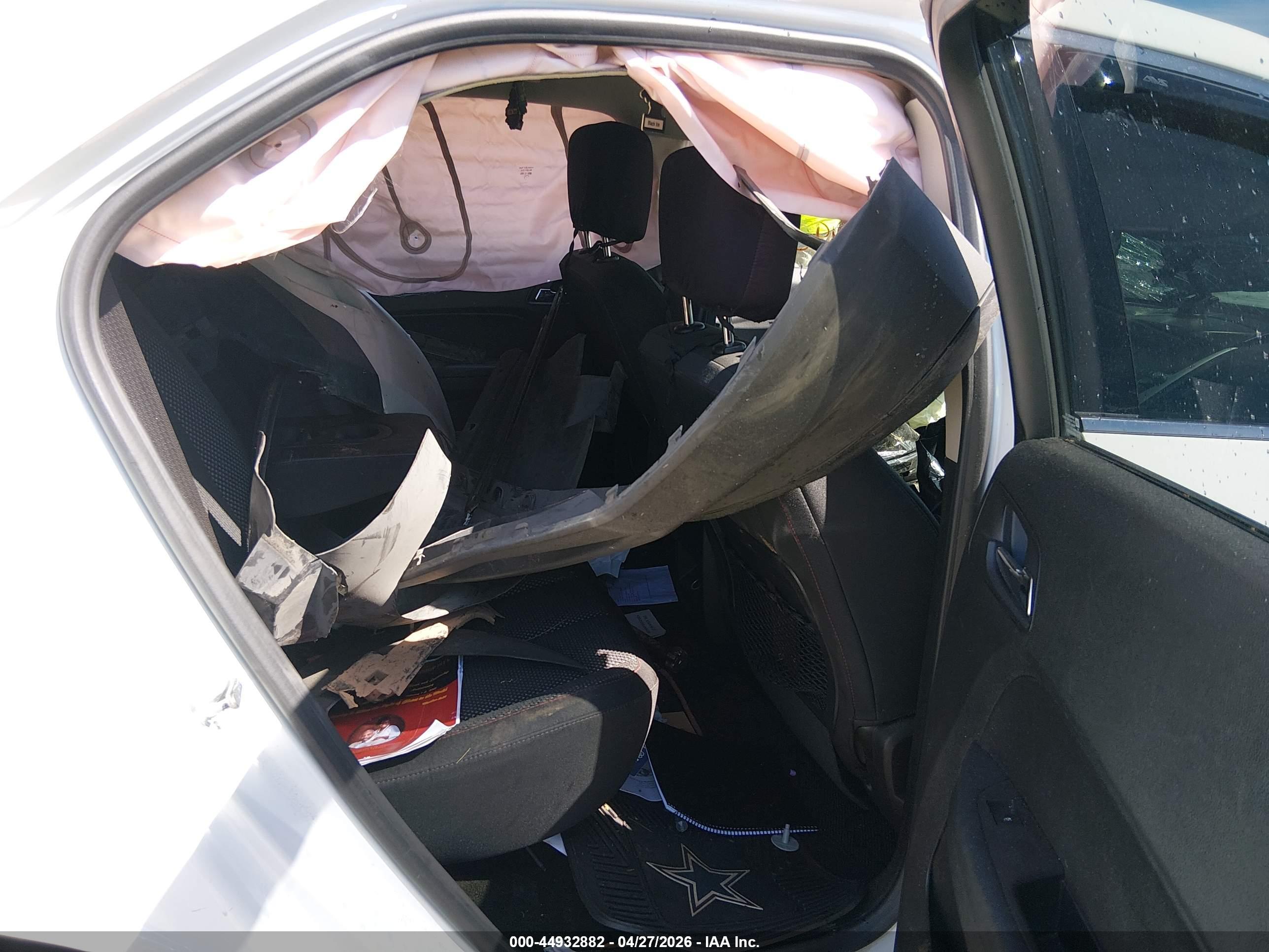 CHEVROLET EQUINOX image 8
