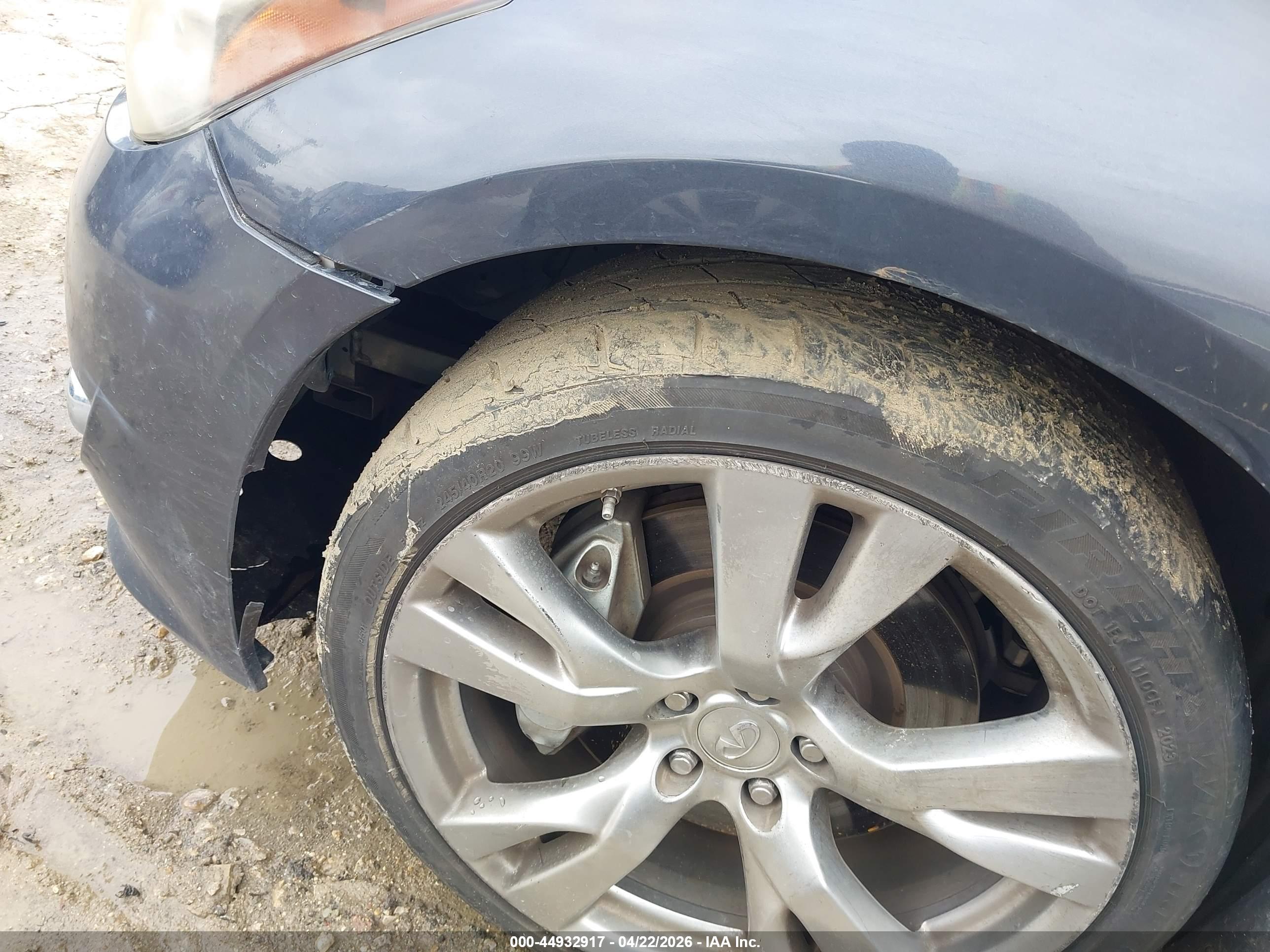 INFINITI M37 image 6