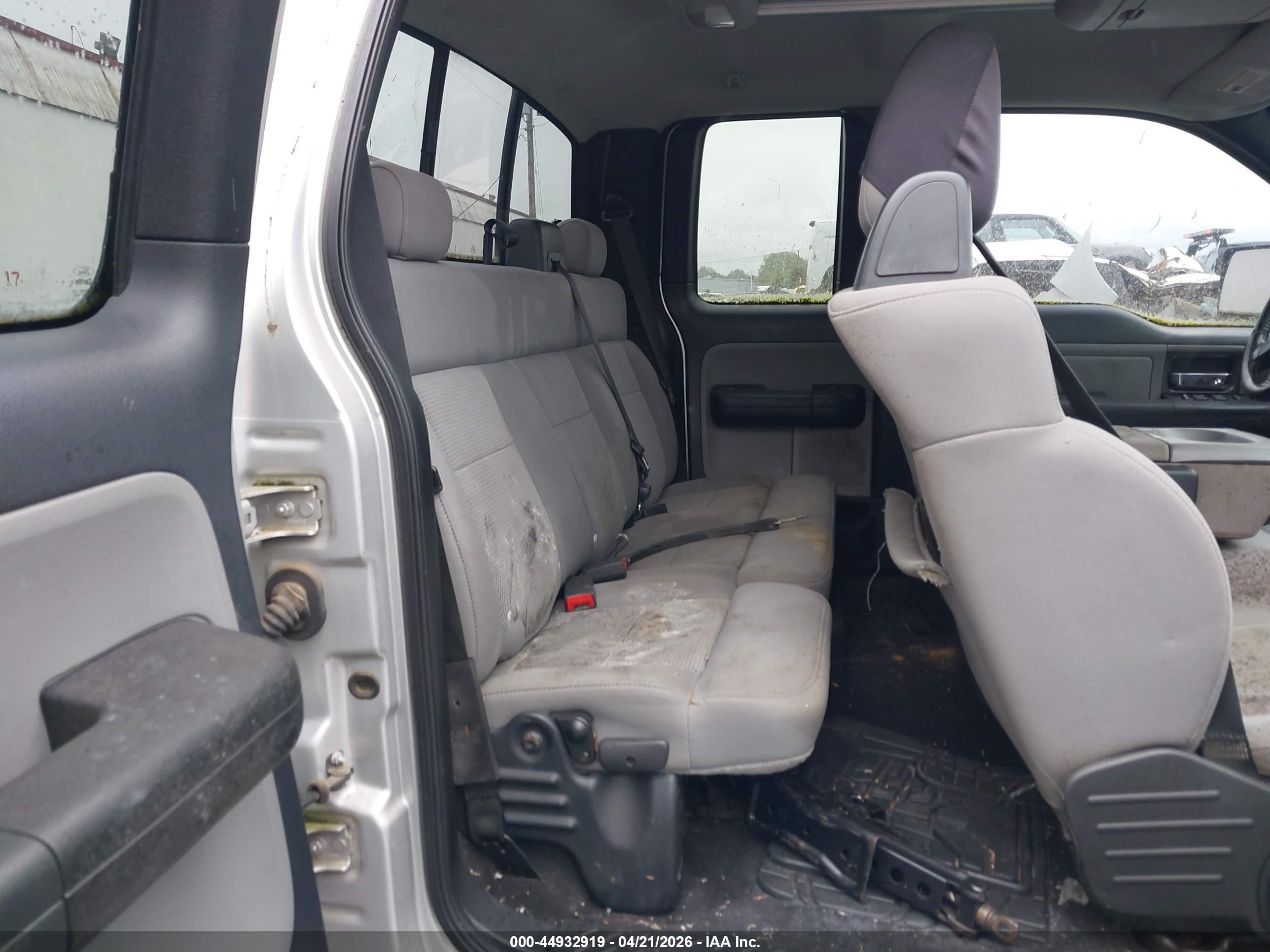 FORD F-150 image 8