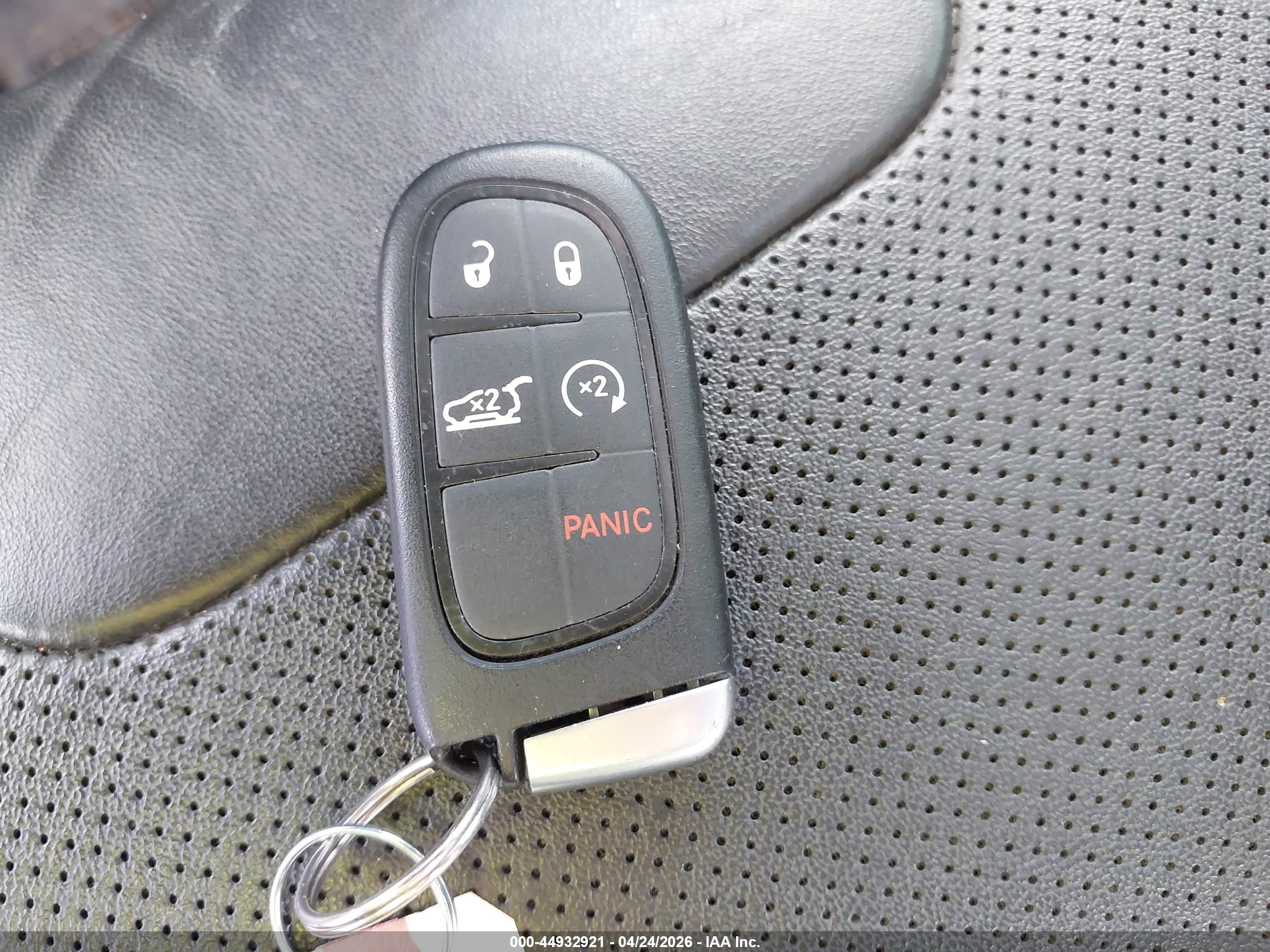 JEEP CHEROKEE image 11
