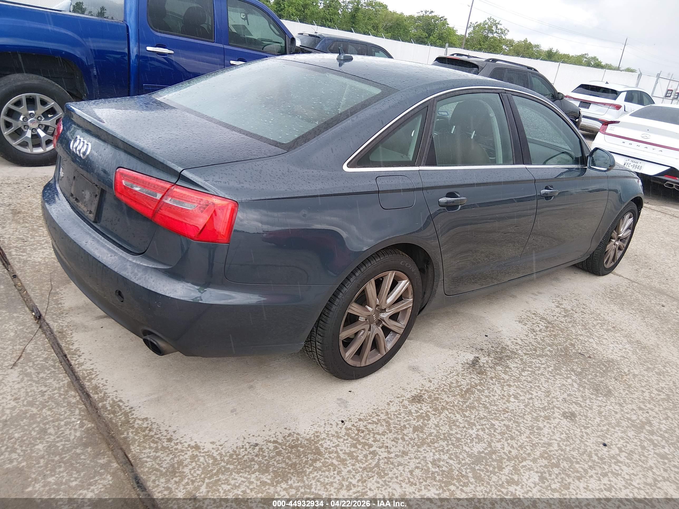 AUDI A6 image 4