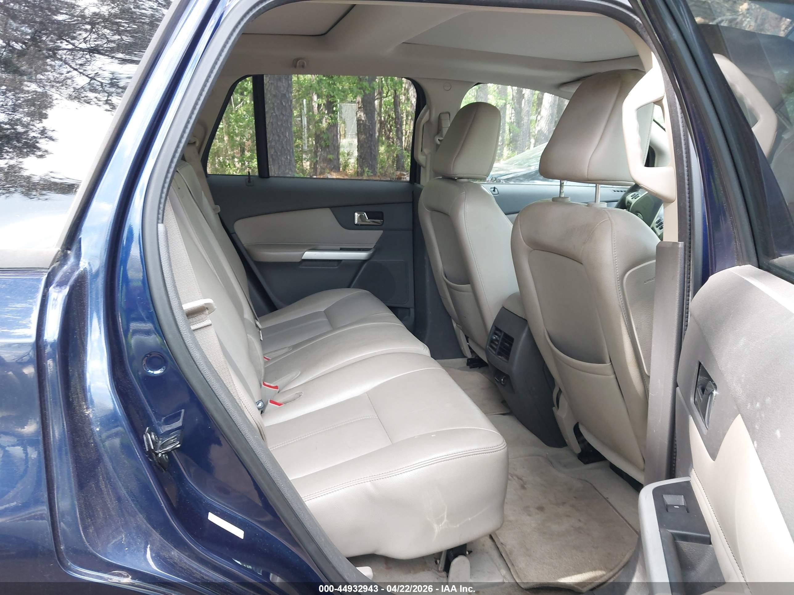 FORD EDGE image 8