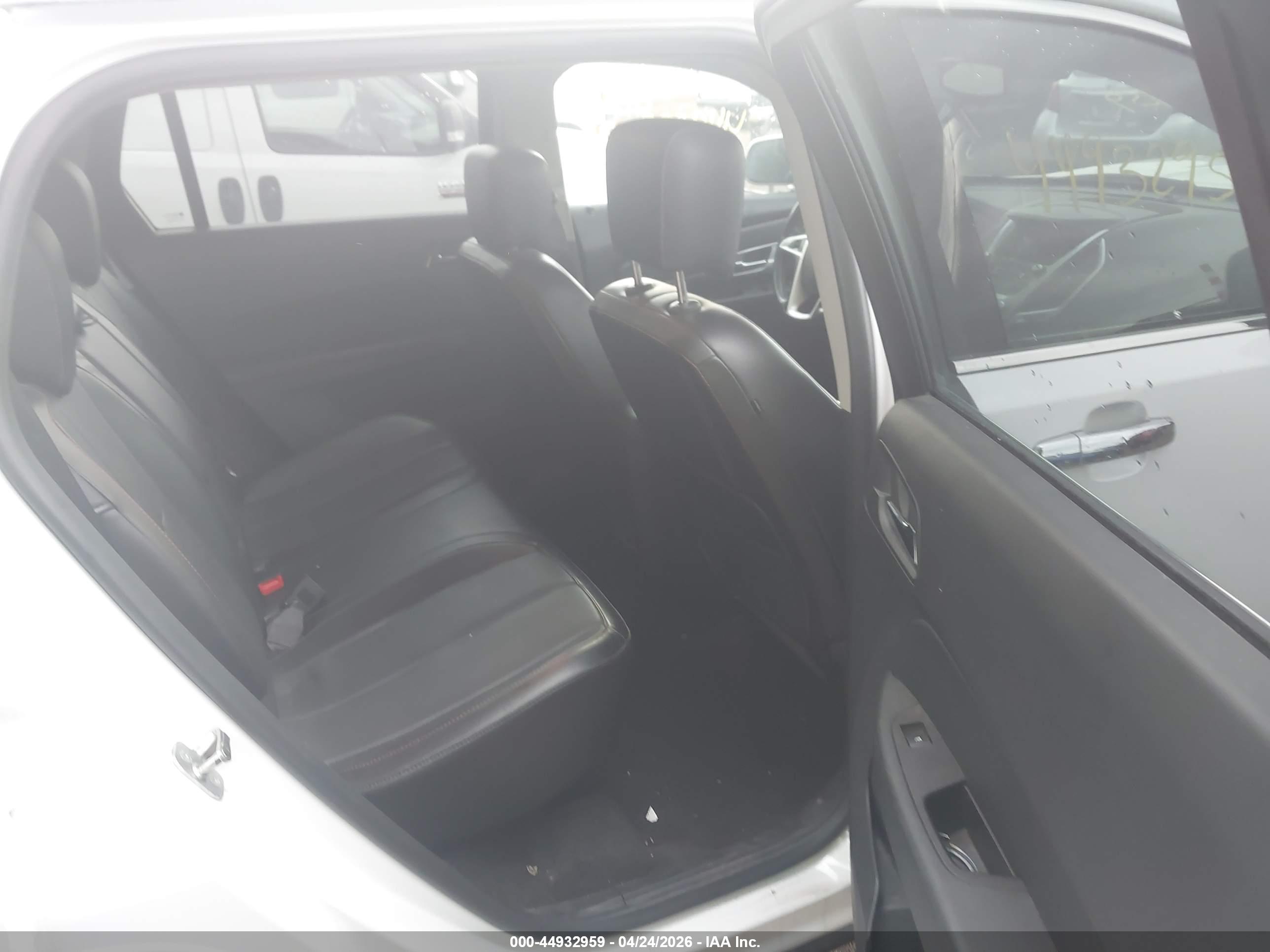 GMC TERRAIN image 8