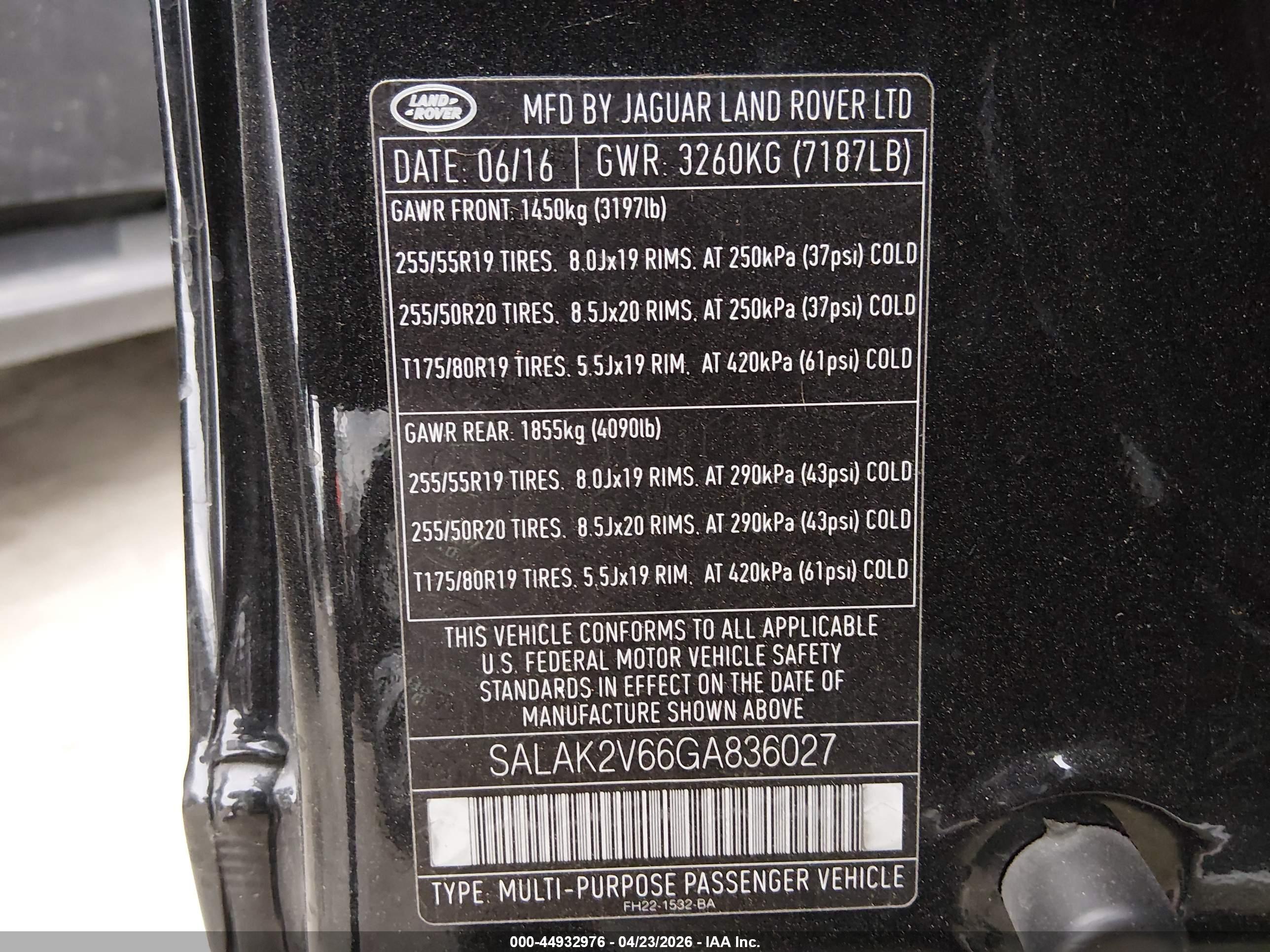 LAND ROVER image 9