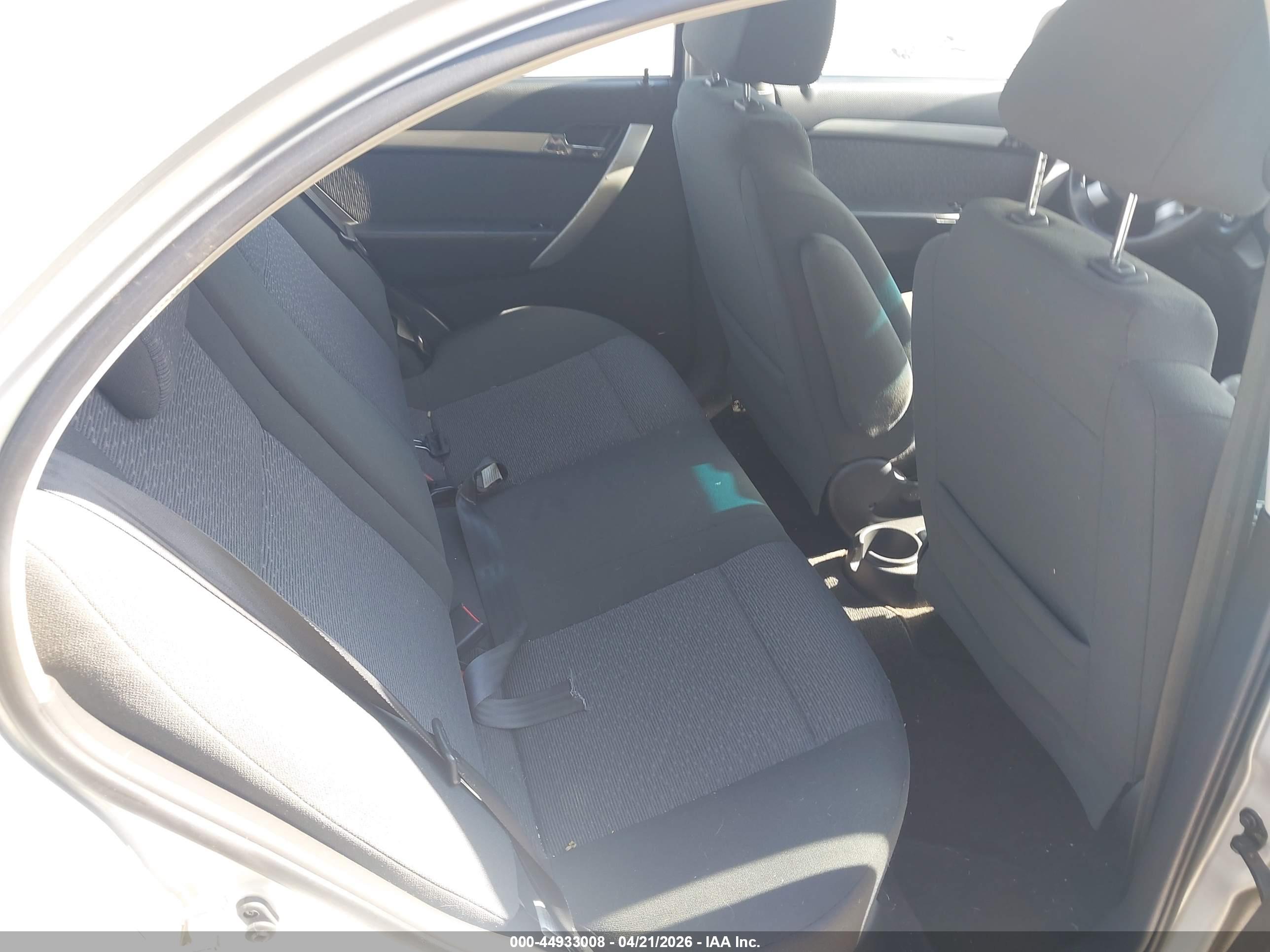 CHEVROLET AVEO image 8