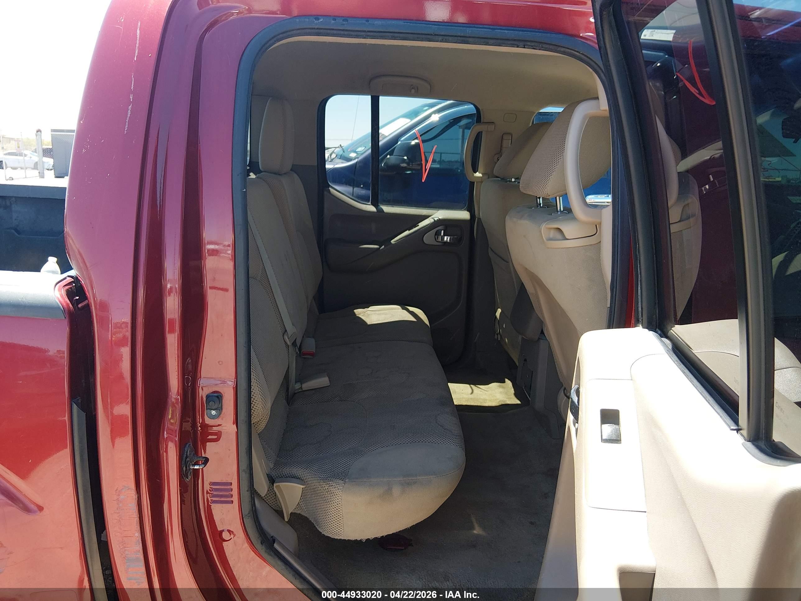 NISSAN FRONTIER image 8