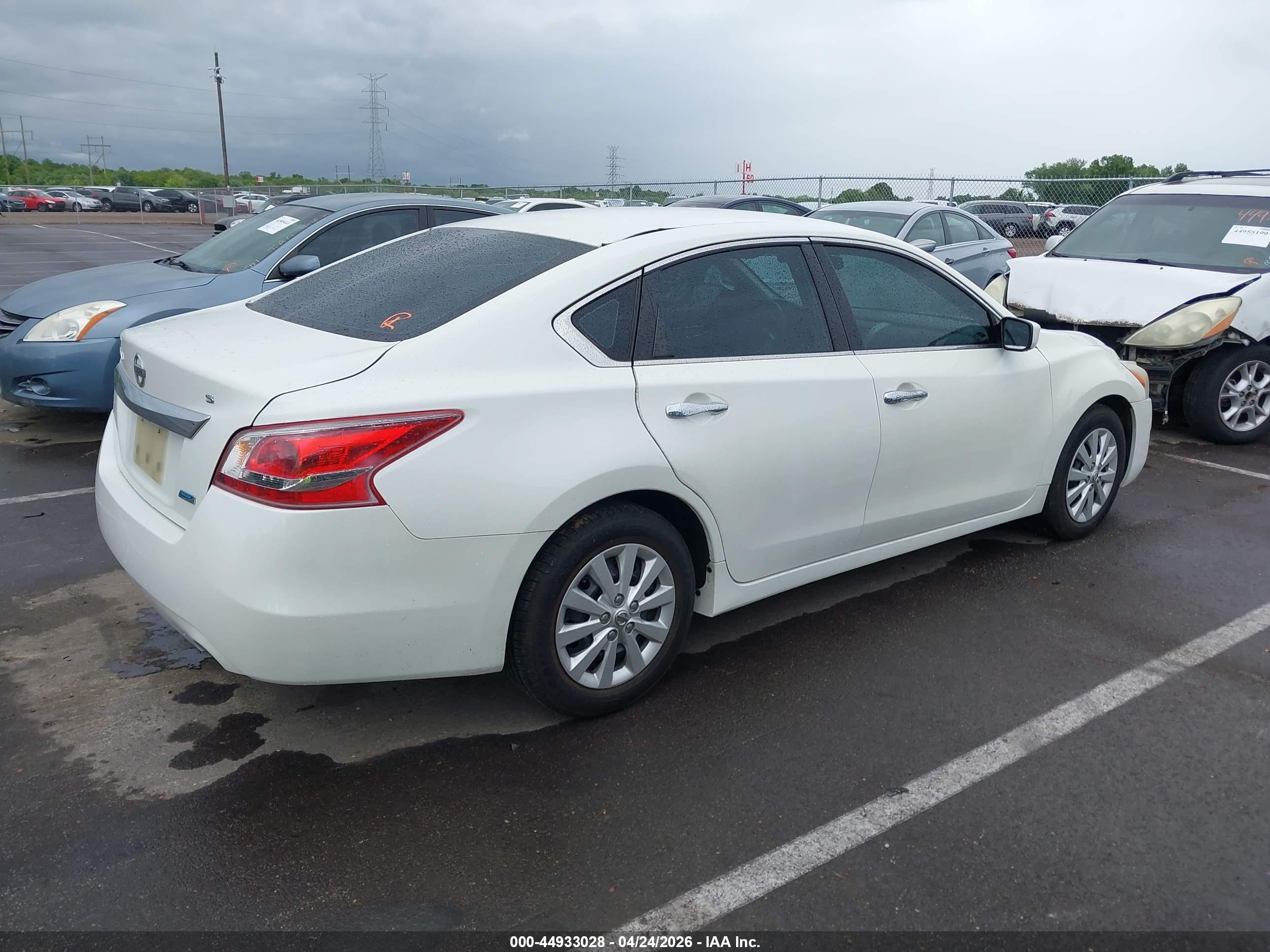 NISSAN ALTIMA image 4