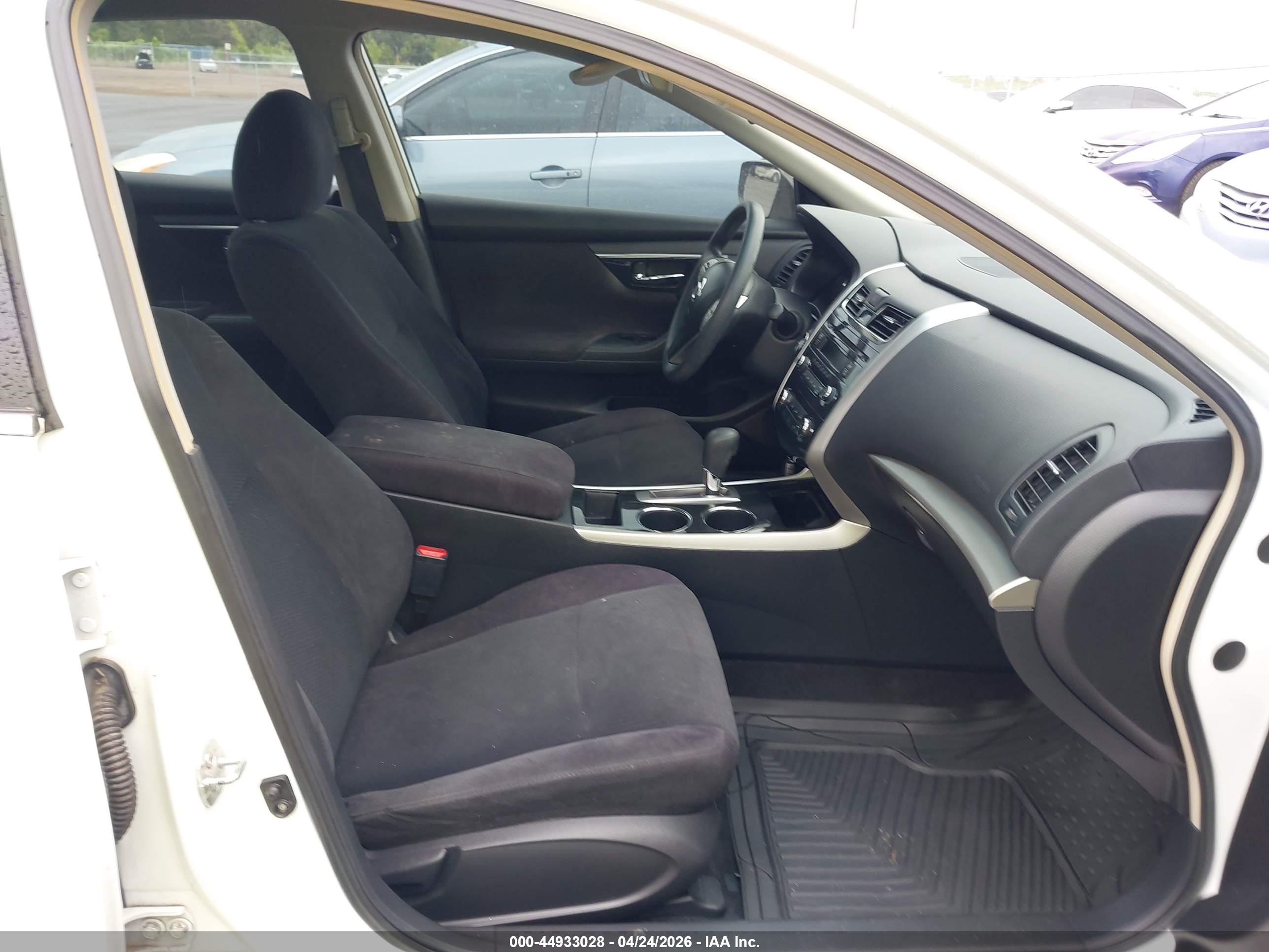 NISSAN ALTIMA image 5