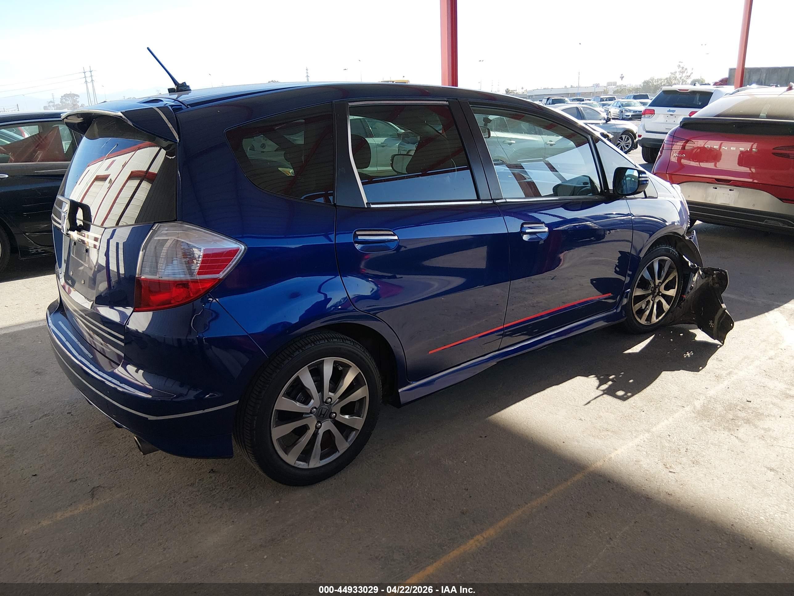 HONDA FIT image 4