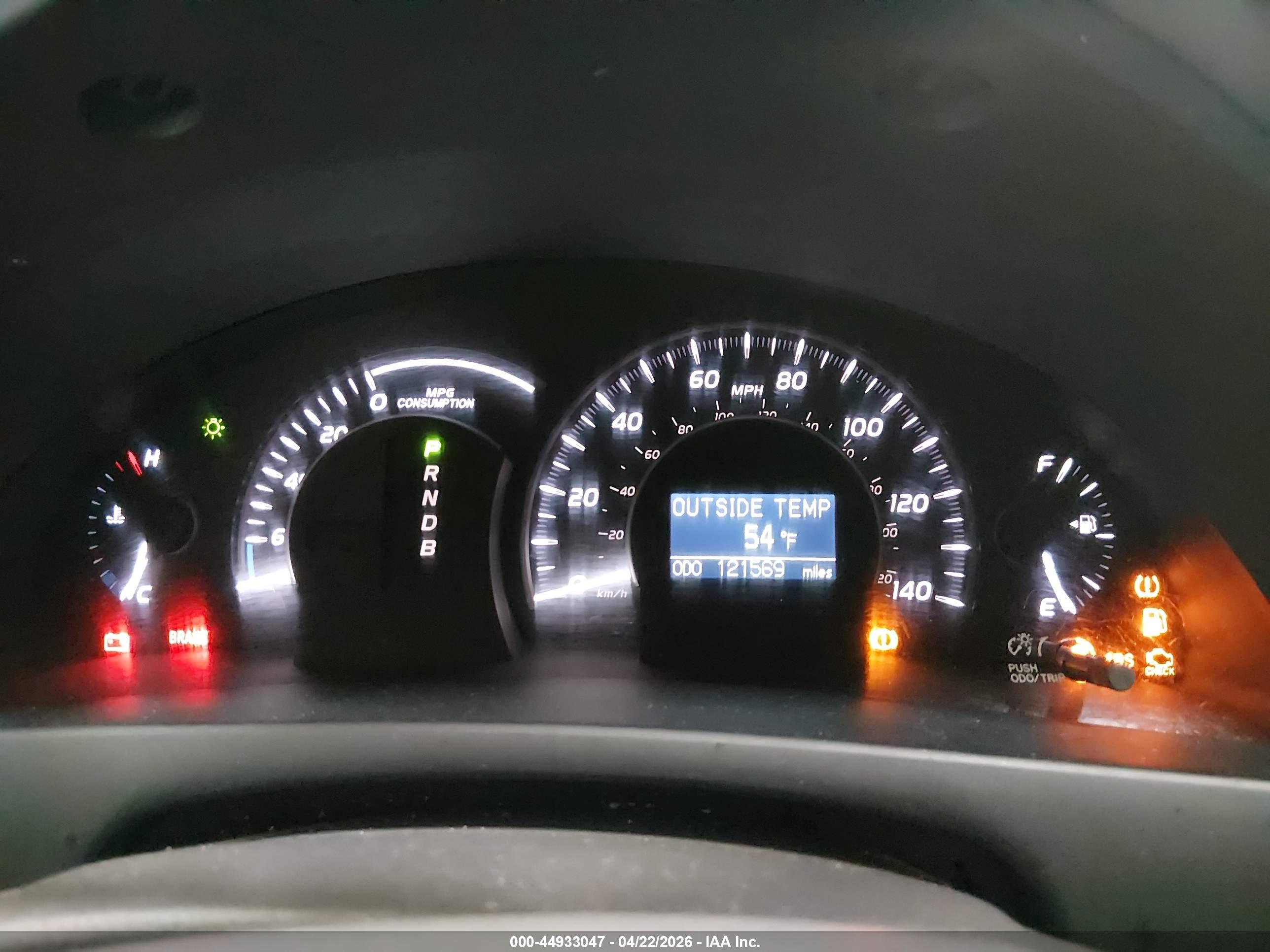 TOYOTA CAMRY image 7
