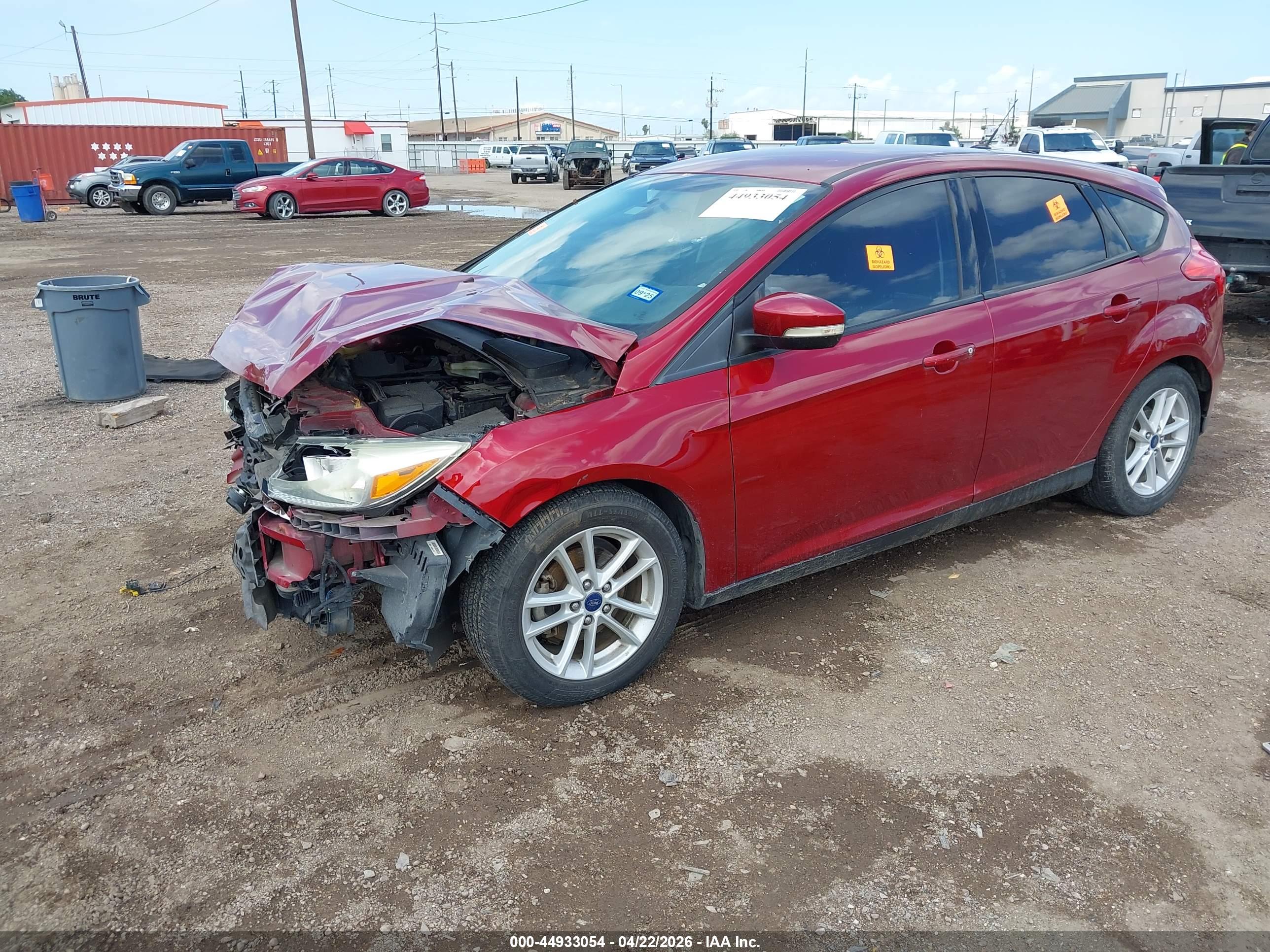 FORD FOCUS image 2