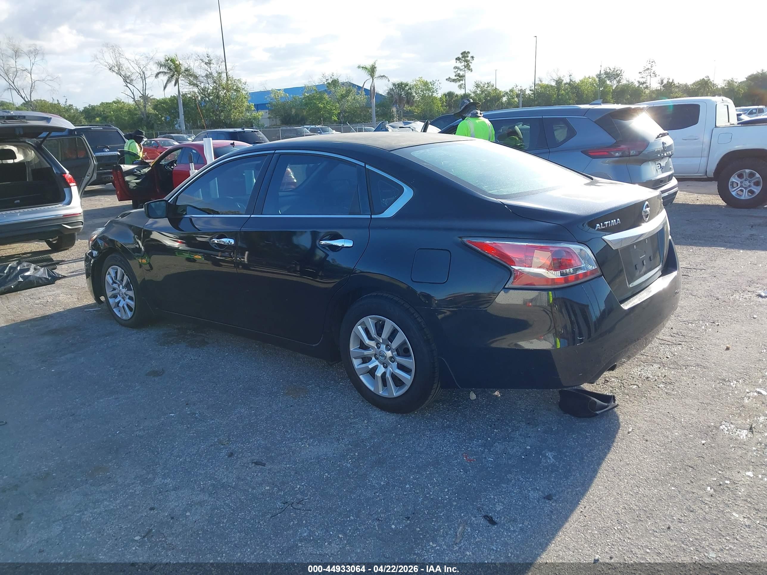 NISSAN ALTIMA image 3