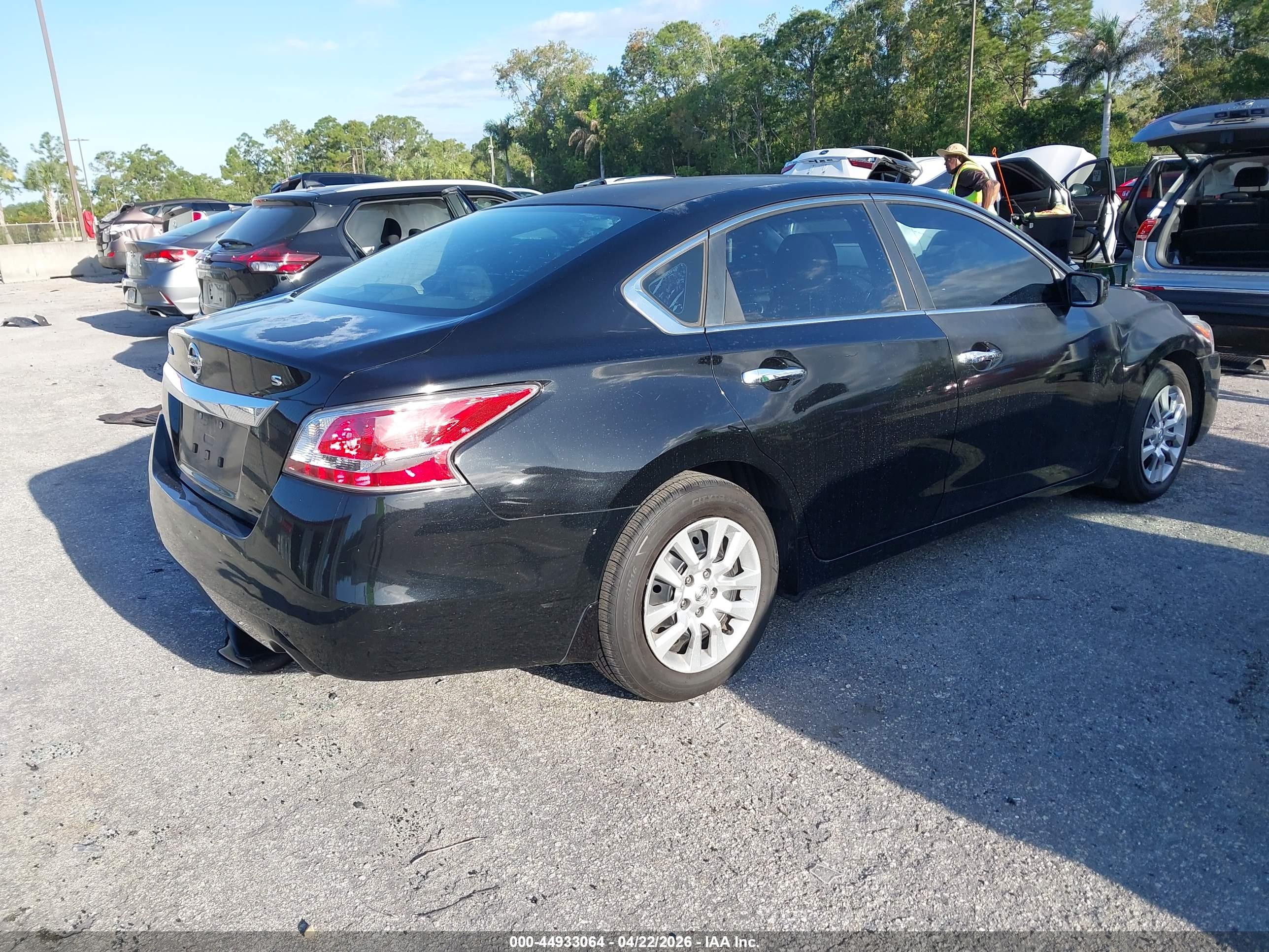 NISSAN ALTIMA image 4