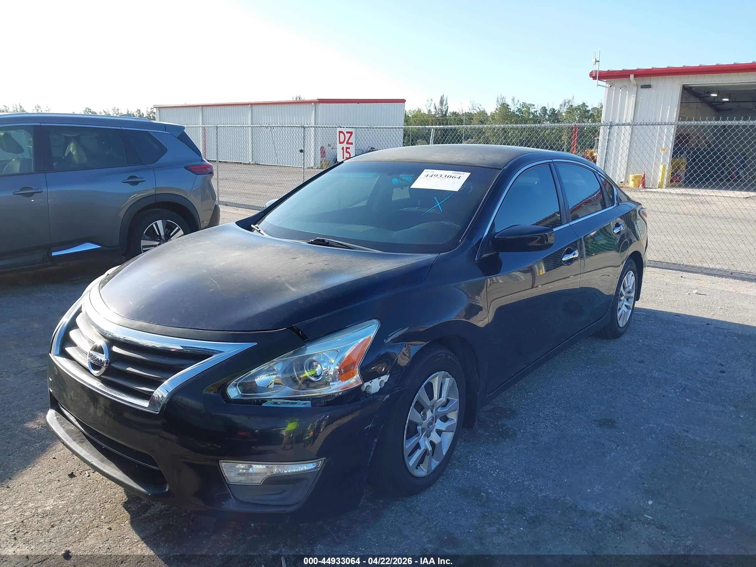 NISSAN ALTIMA image 6