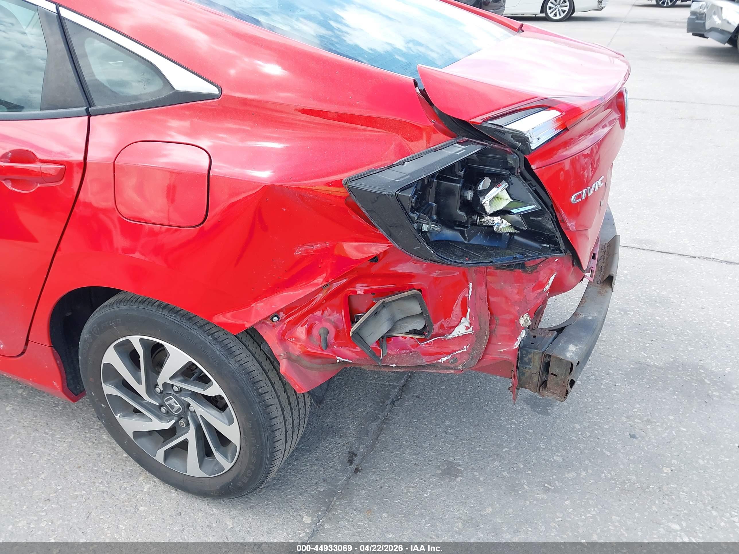 HONDA CIVIC image 6