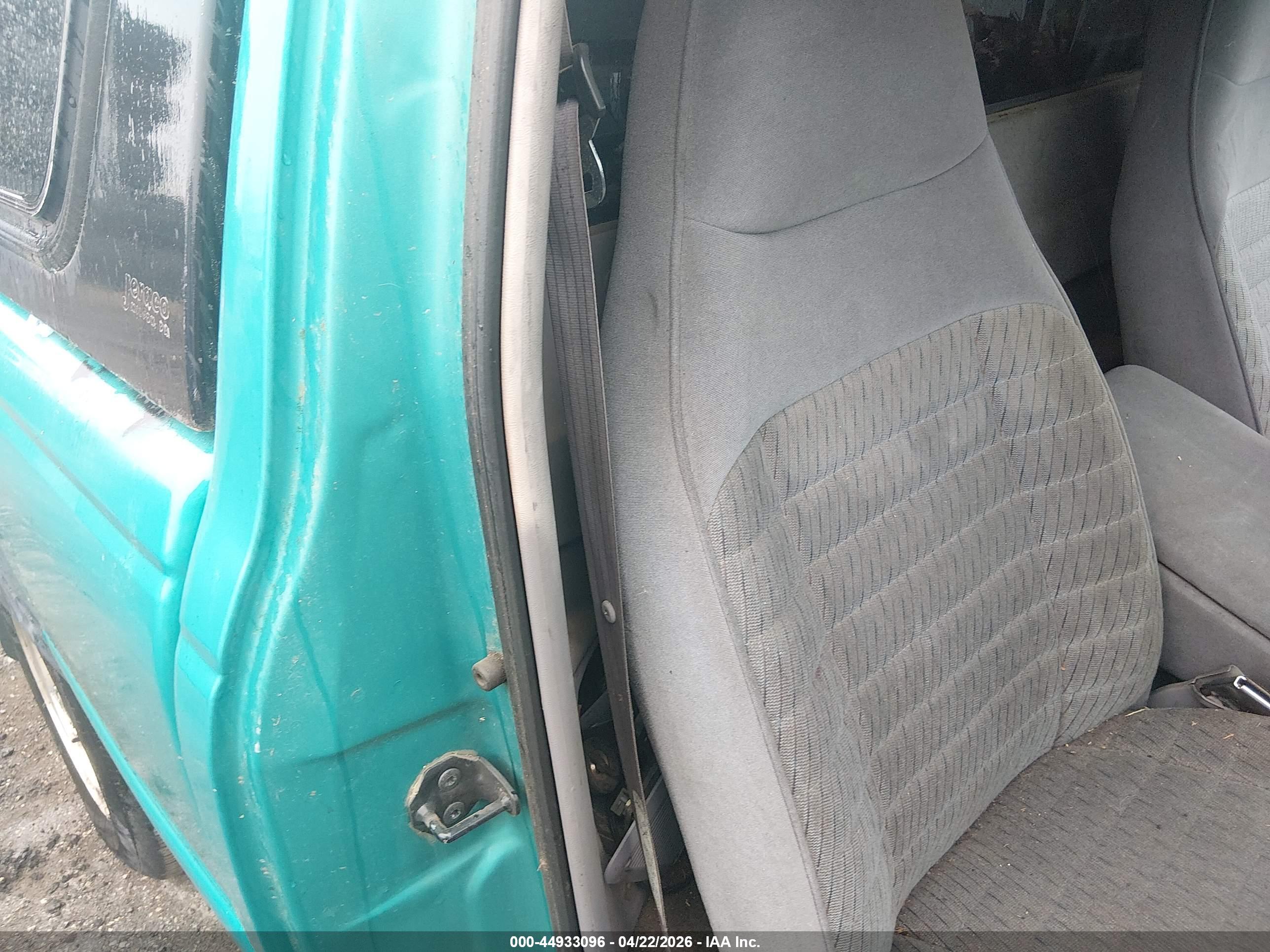 FORD RANGER image 8