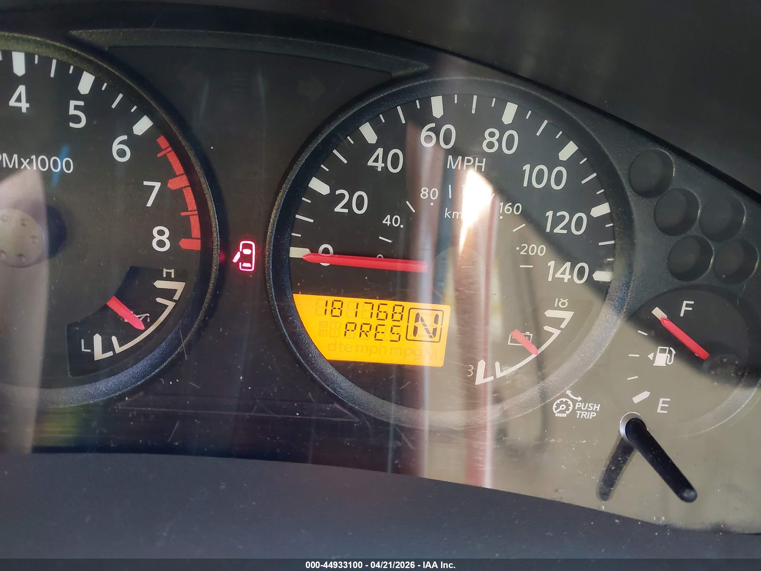 NISSAN XTERRA image 7