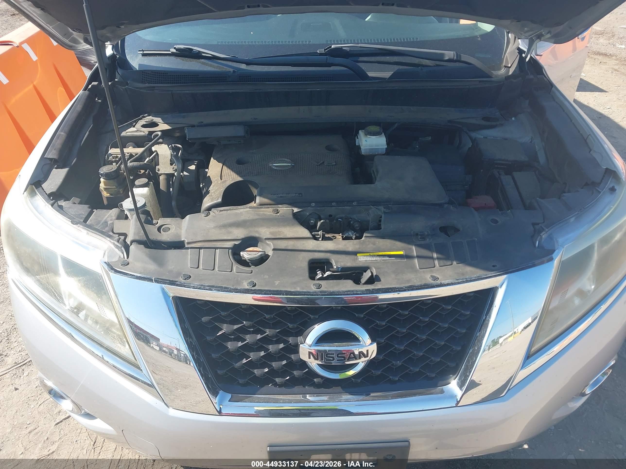 NISSAN PATHFINDER image 10