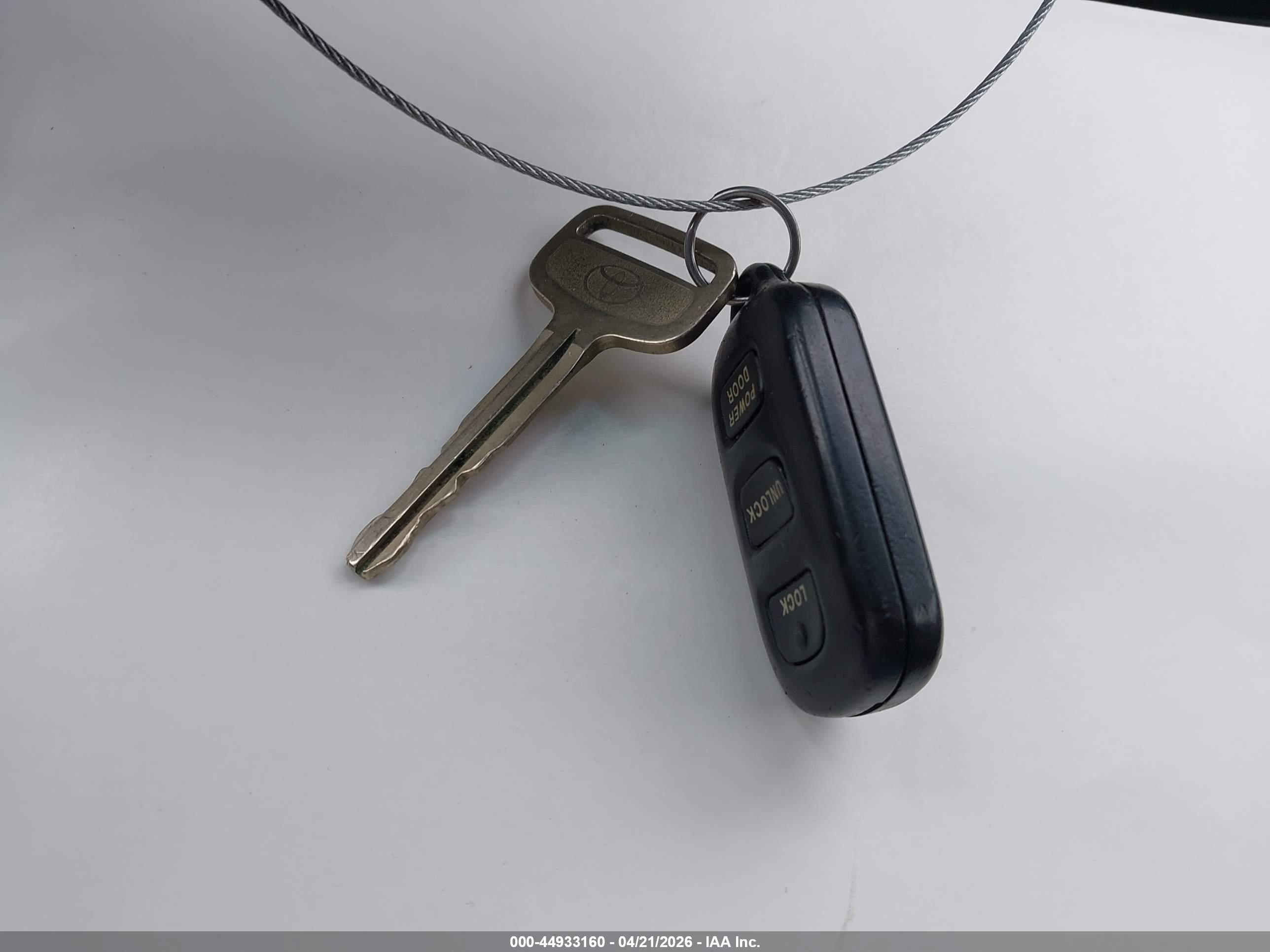 TOYOTA SIENNA image 11
