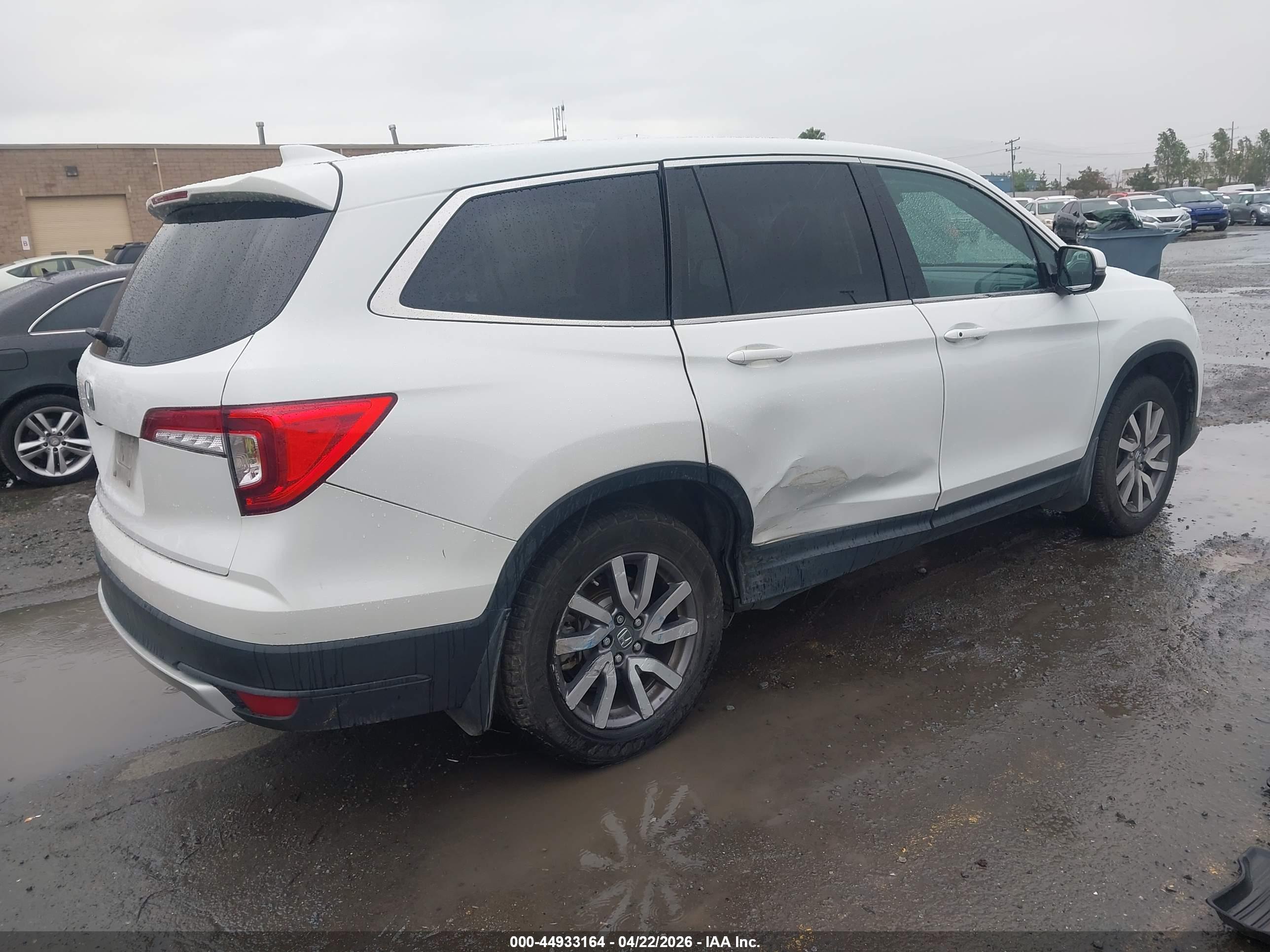 HONDA PILOT image 4