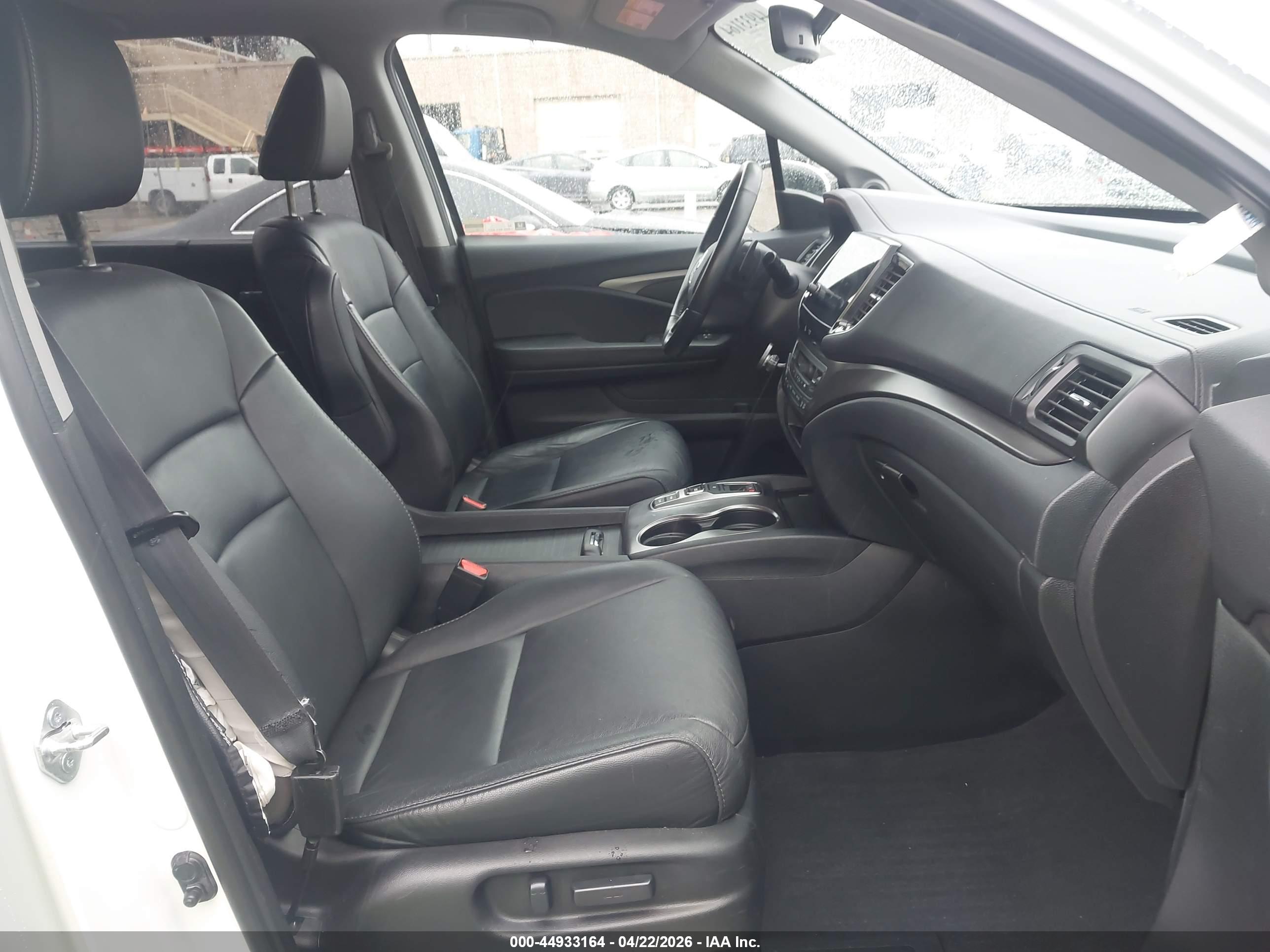 HONDA PILOT image 5
