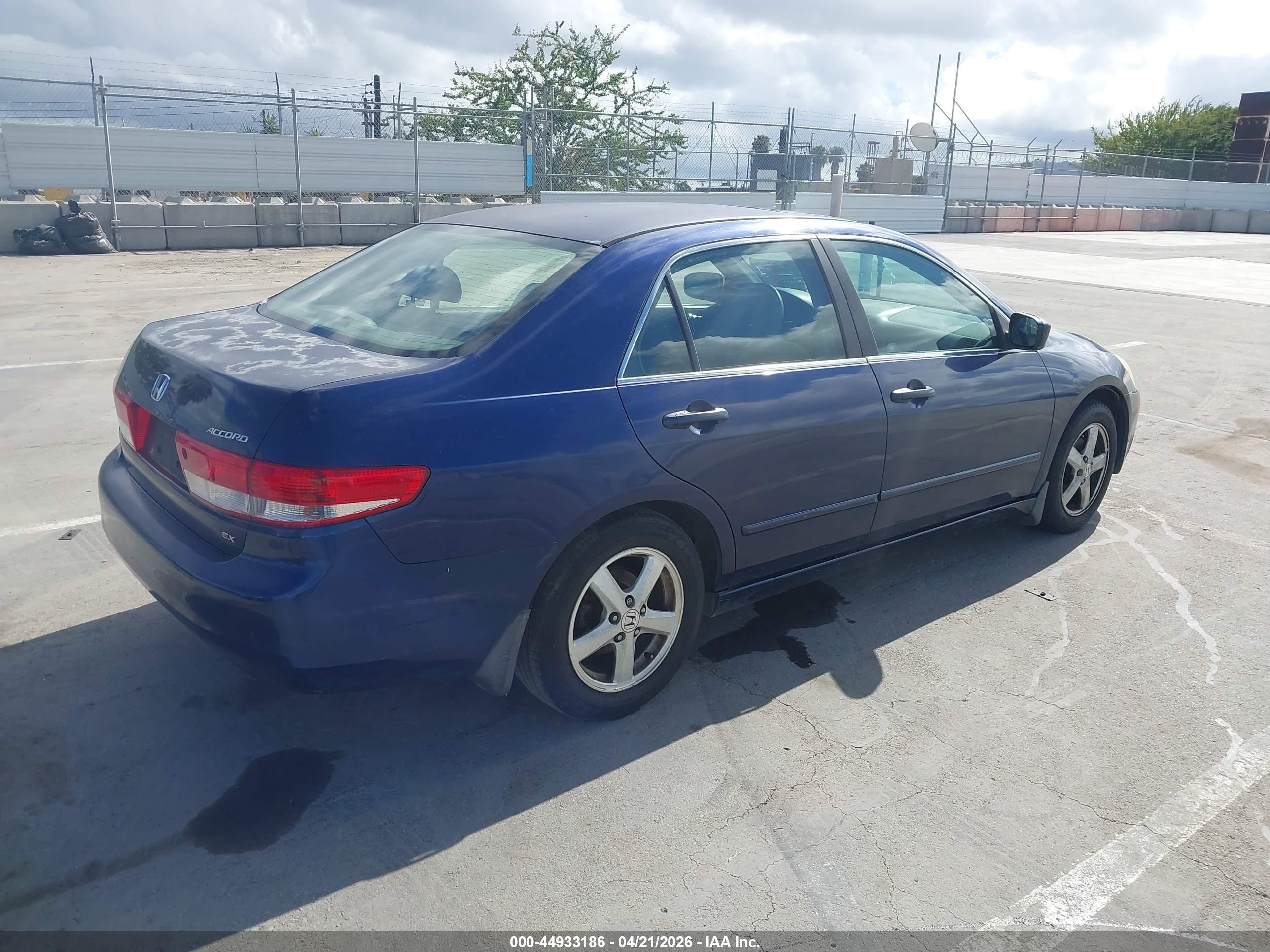HONDA ACCORD image 4