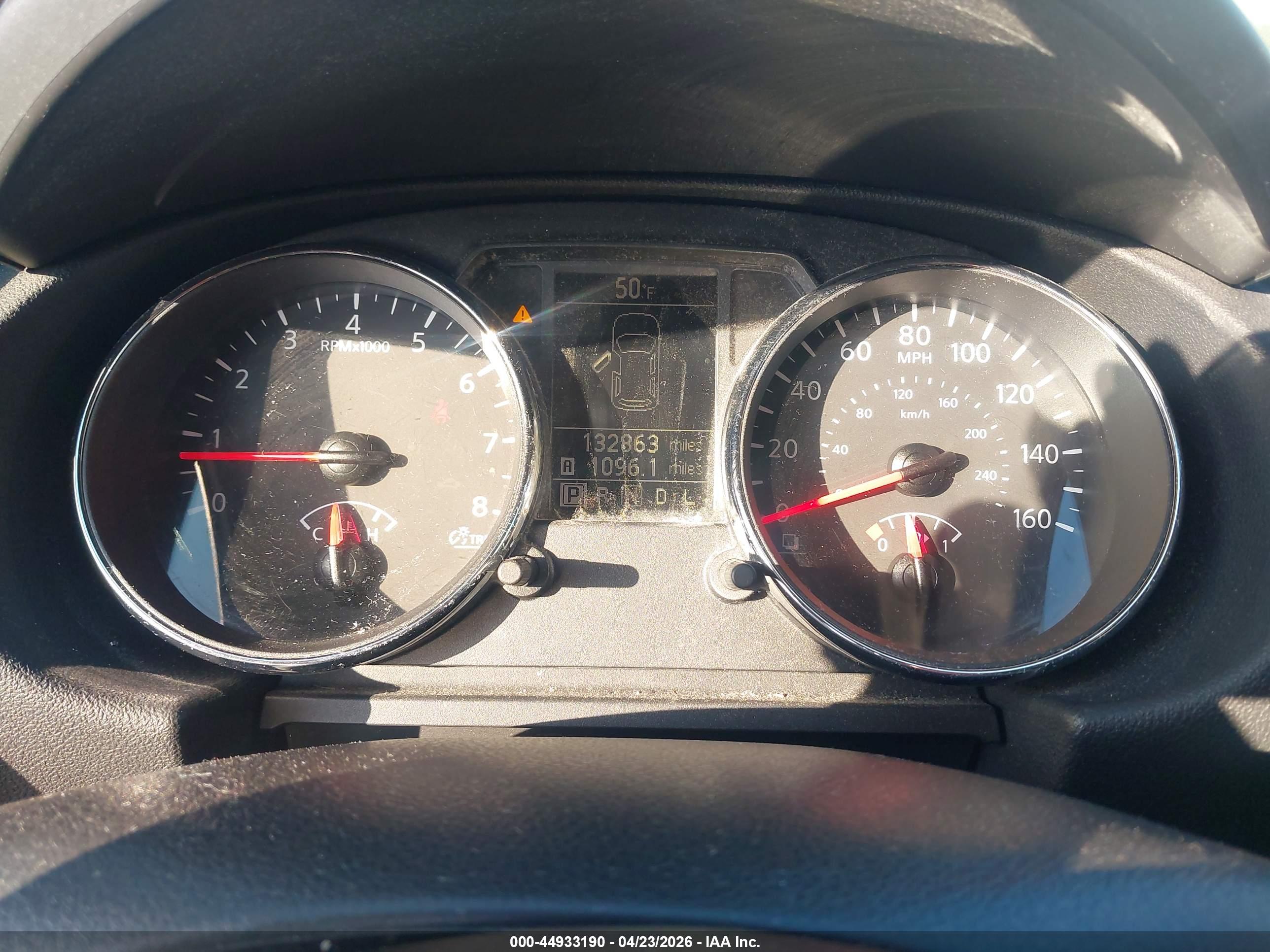 NISSAN ROGUE image 7