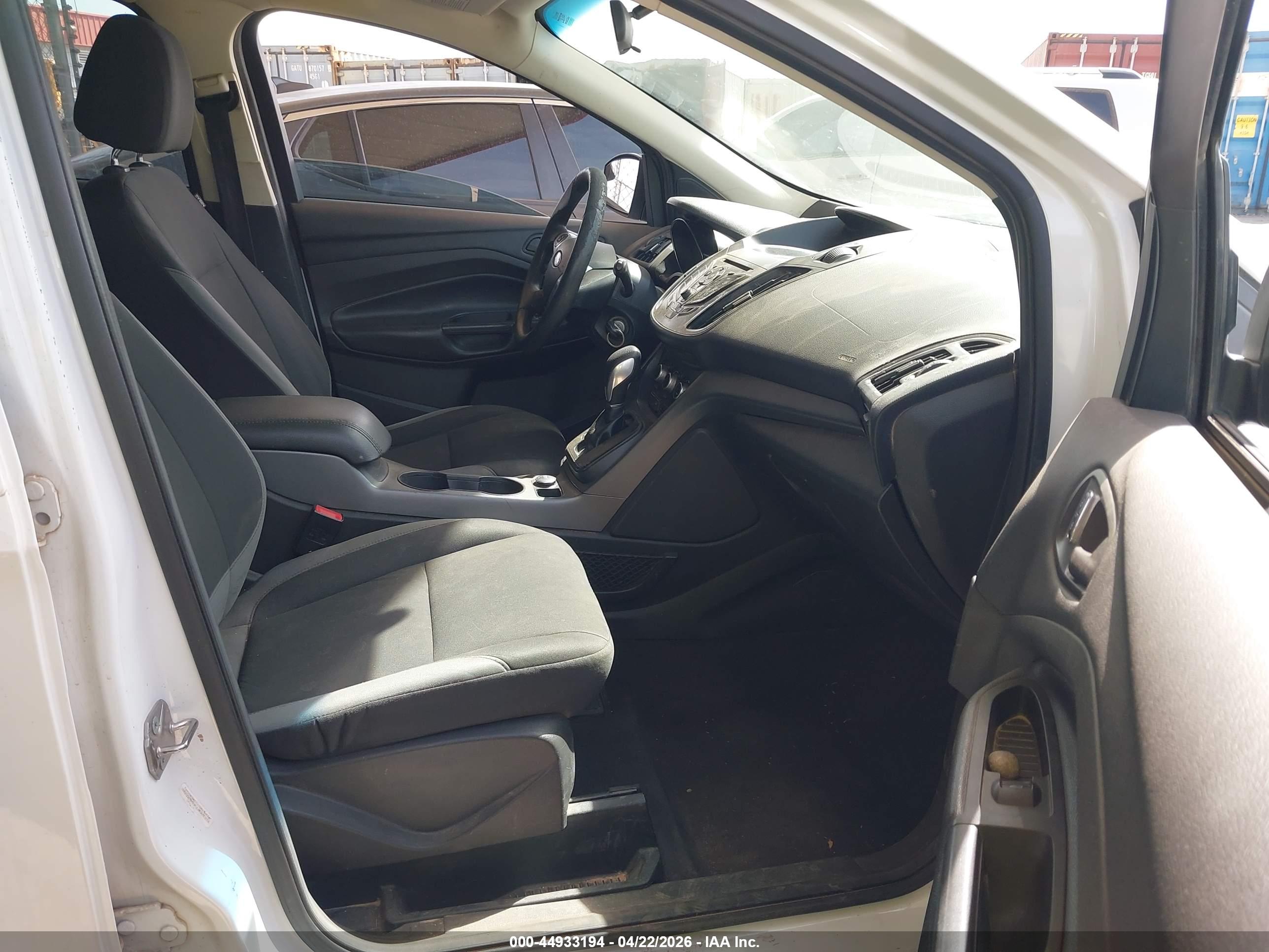FORD ESCAPE image 5