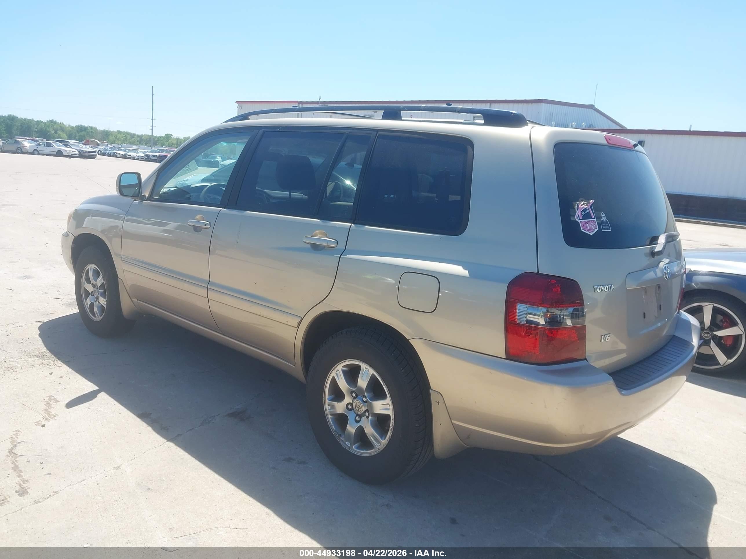 TOYOTA HIGHLANDER image 3