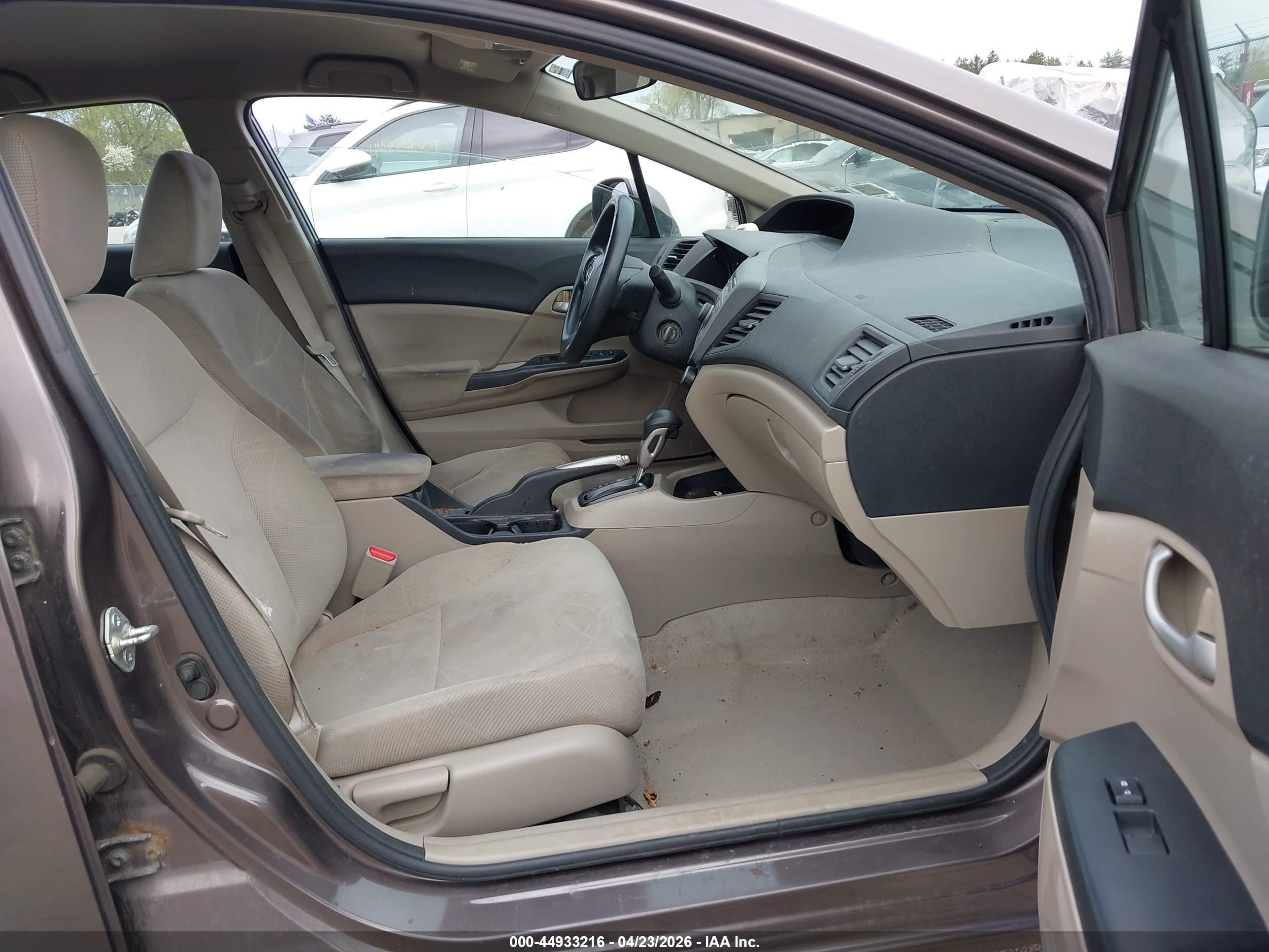 HONDA CIVIC image 5
