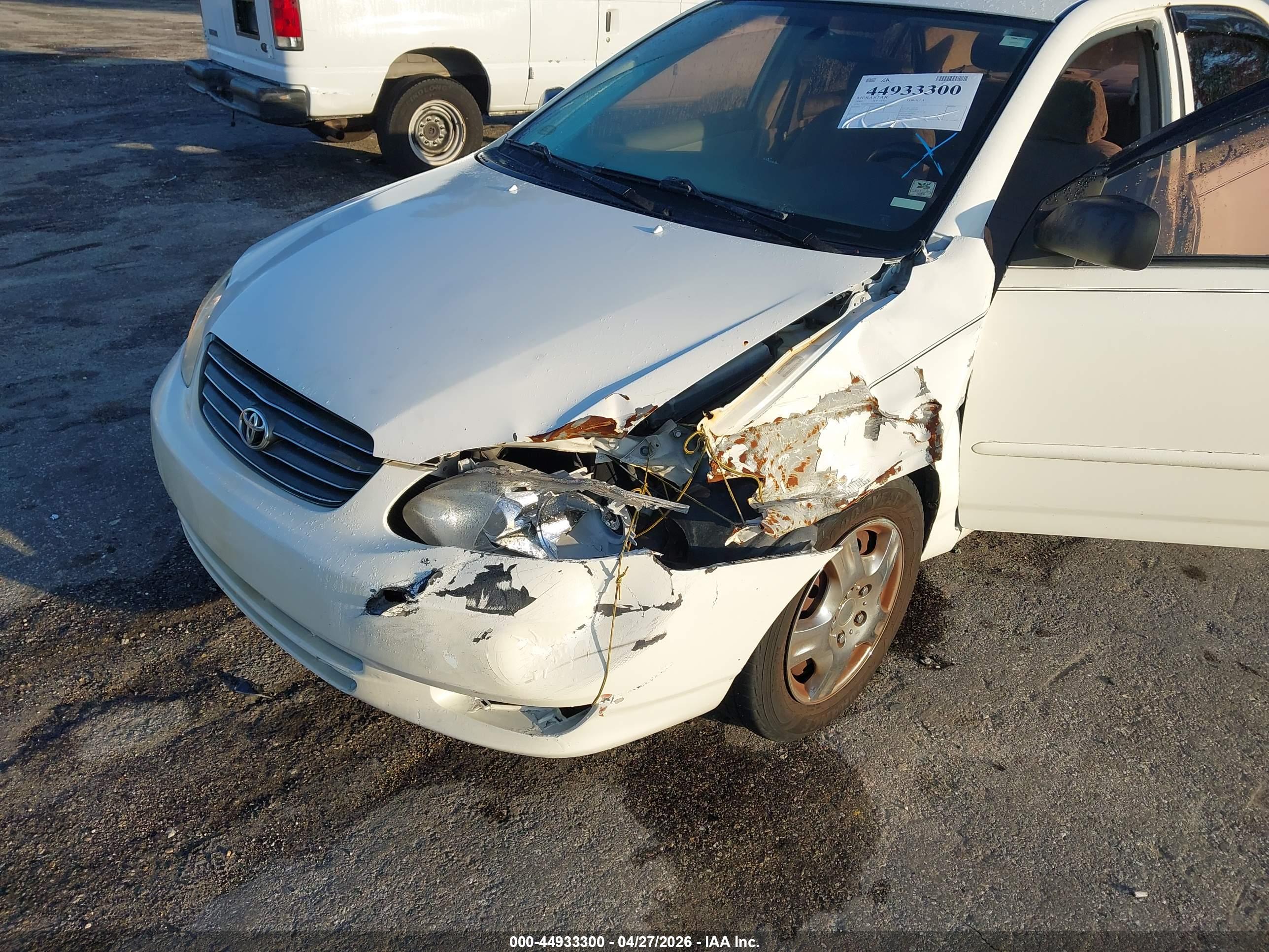 TOYOTA COROLLA image 6
